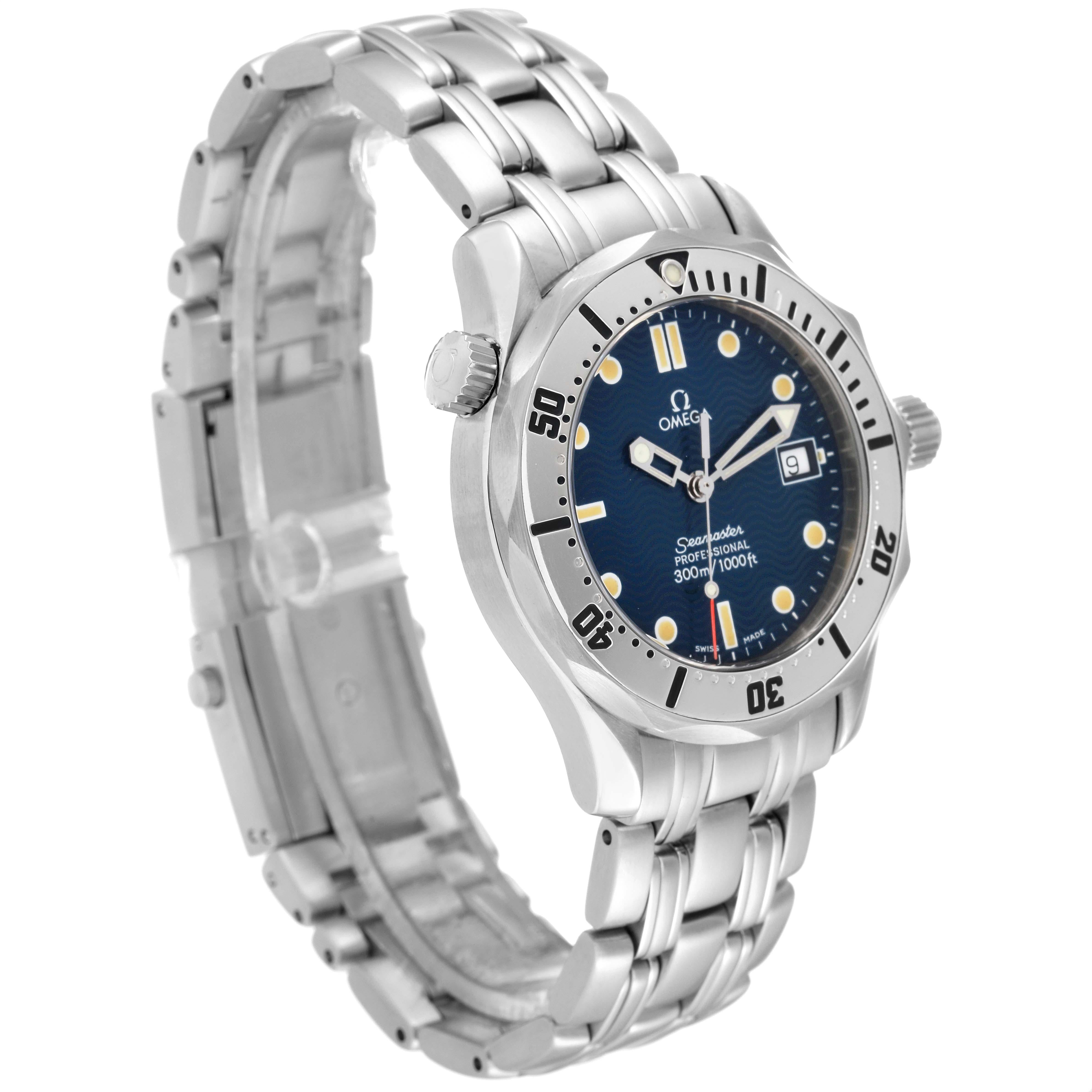 Omega Seamaster 300m Midsize 36mm Steel Mens Watch 2562.80.00 In Excellent Condition For Sale In Atlanta, GA