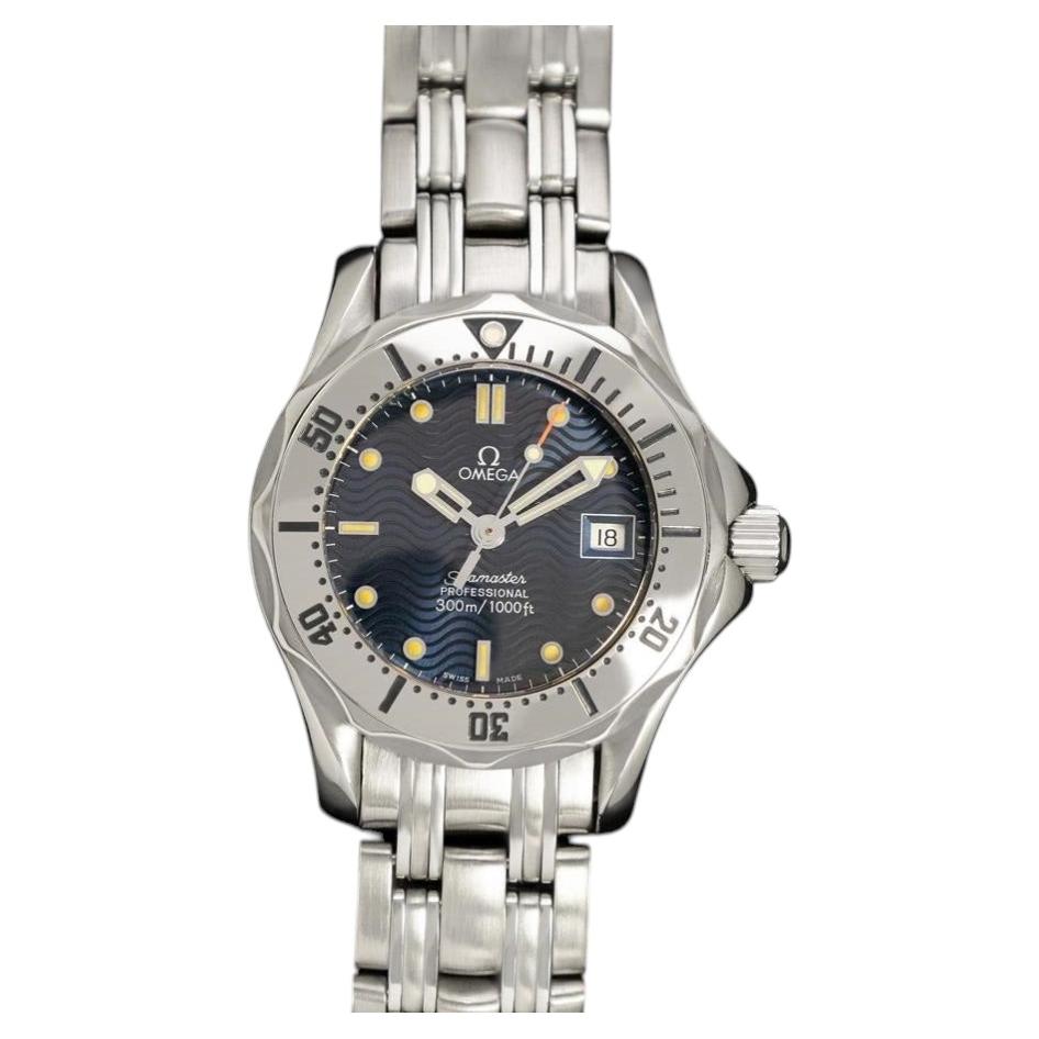 Omega Seamaster 300M Professional Diver Ladies SS Steel Watch - Mint For Sale