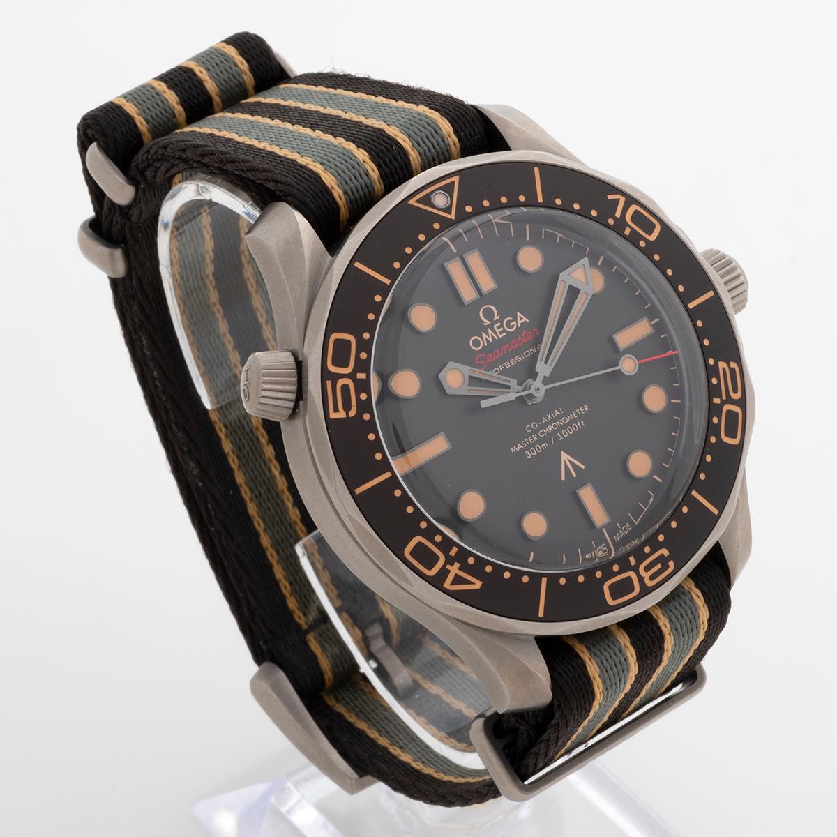 omega 007 set