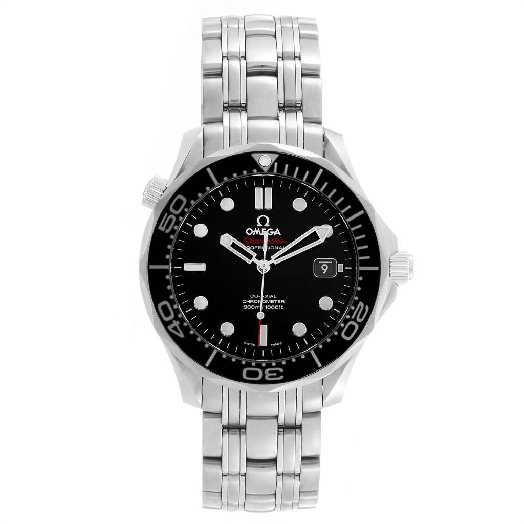 Omega Seamaster 40 Co-Axial Mens Watch 212.30.41.20.01.003. Automatic self-winding chronometer, Co-Axial Escapement movement. Stainless steel case 41 mm in diameter. Omega logo on a crown. Black ceramic unidirectional rotating bezel. Scratch