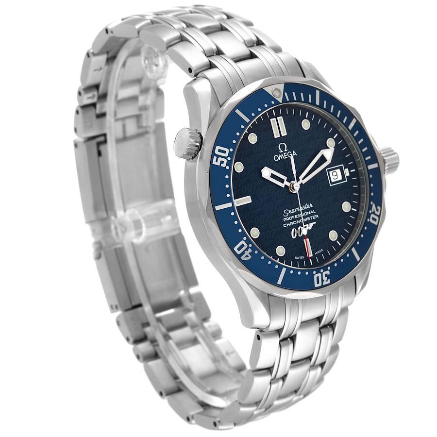 Omega Seamaster 40 Jahre James Bond Blaue Zifferblattuhr 2537.80,00 BoxKarte im Zustand „Hervorragend“ in Atlanta, GA