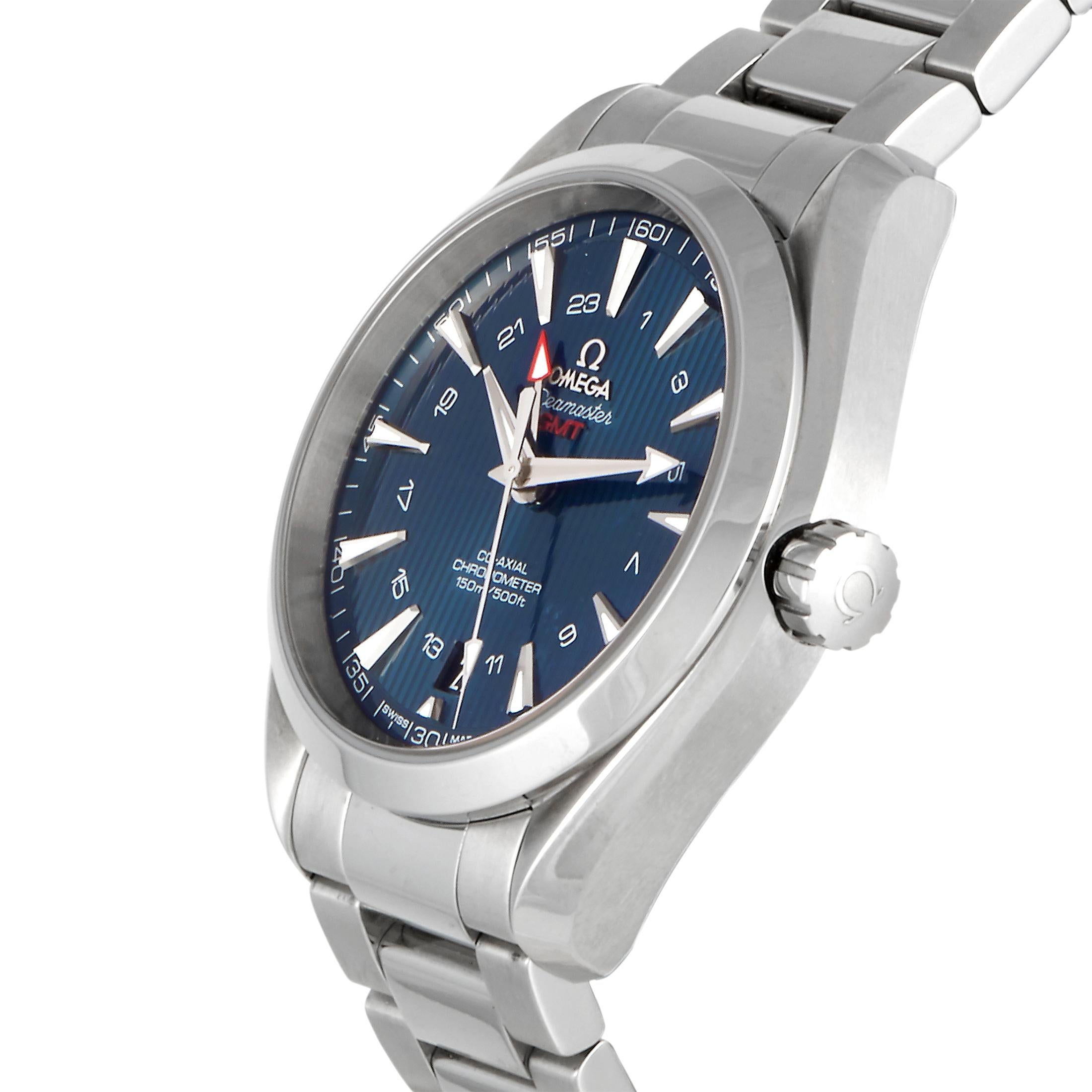 The Omega Seamaster Aqua Terra 150m GMT 43 mm, reference number 231.10.43.22.03.001, is presented within the exquisite “Seamaster” collection.

The watch comes with a 43 mm stainless steel case that boasts see-through back. The blue dial features
