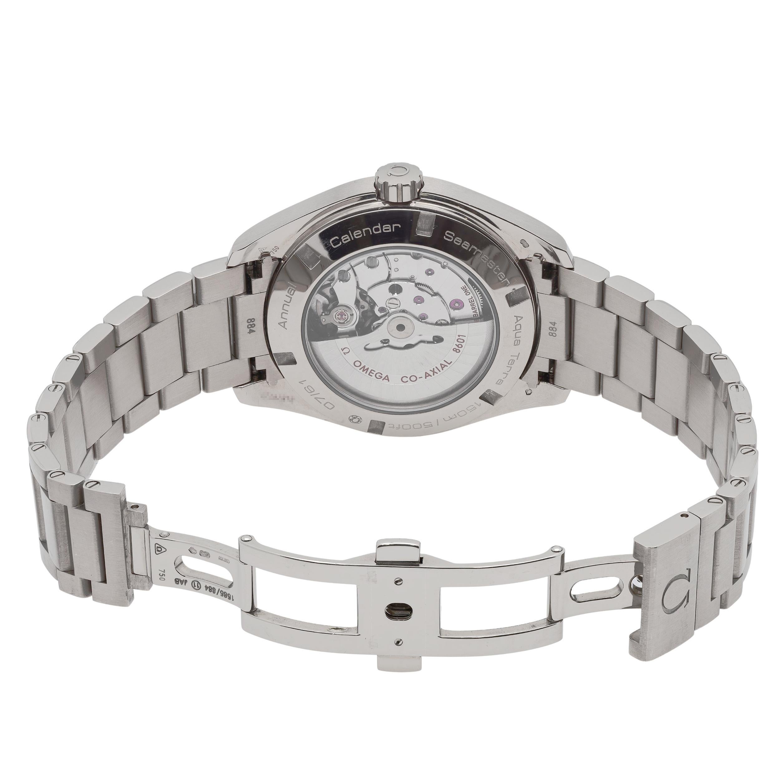 Omega Seamaster Aqua Terra 18K White Gold Automatic Watch 231.50.43.22.01.001 In Excellent Condition In New York, NY