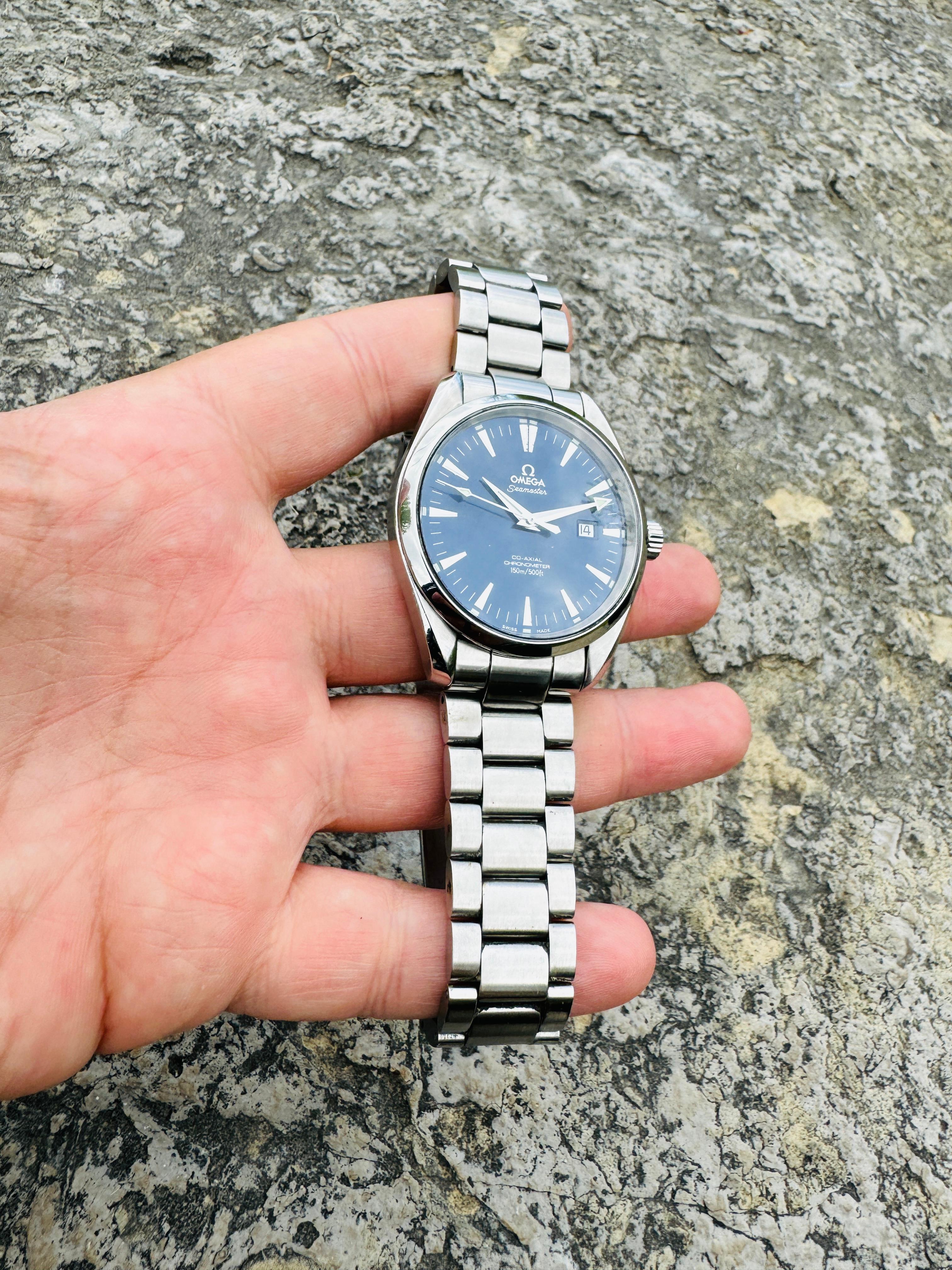 Marca: Omega

Model No: Seamaster Aqua Terra Escape Co-Axial

País de fabricación: Suiza

Movimiento: Automático

Material de la caja: Acero inoxidable

Medidas : Anchura de la caja: 42 mm. (sin corona)

Tipo de banda : Acero inoxidable

Estado de