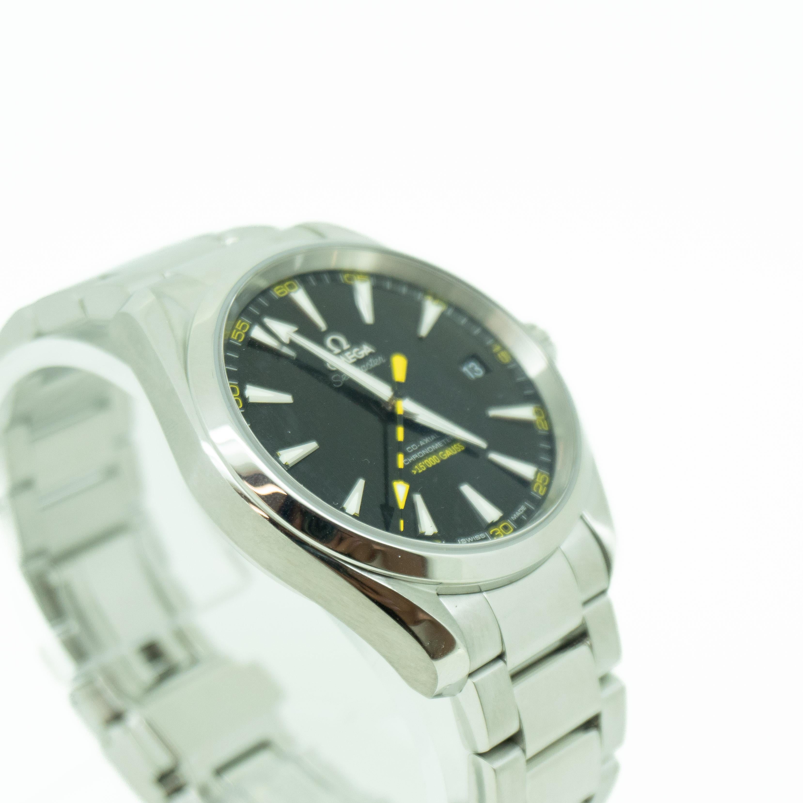 This is a pre-owned Omega Seamaster Aqua Terra men's watch reference 231.10.42.21.01.002. This Omega is in great condition, complete with Omega Box, Manuals and warranty card.

• Guaranteed to be 100% authentic.
• Guaranteed to be correct