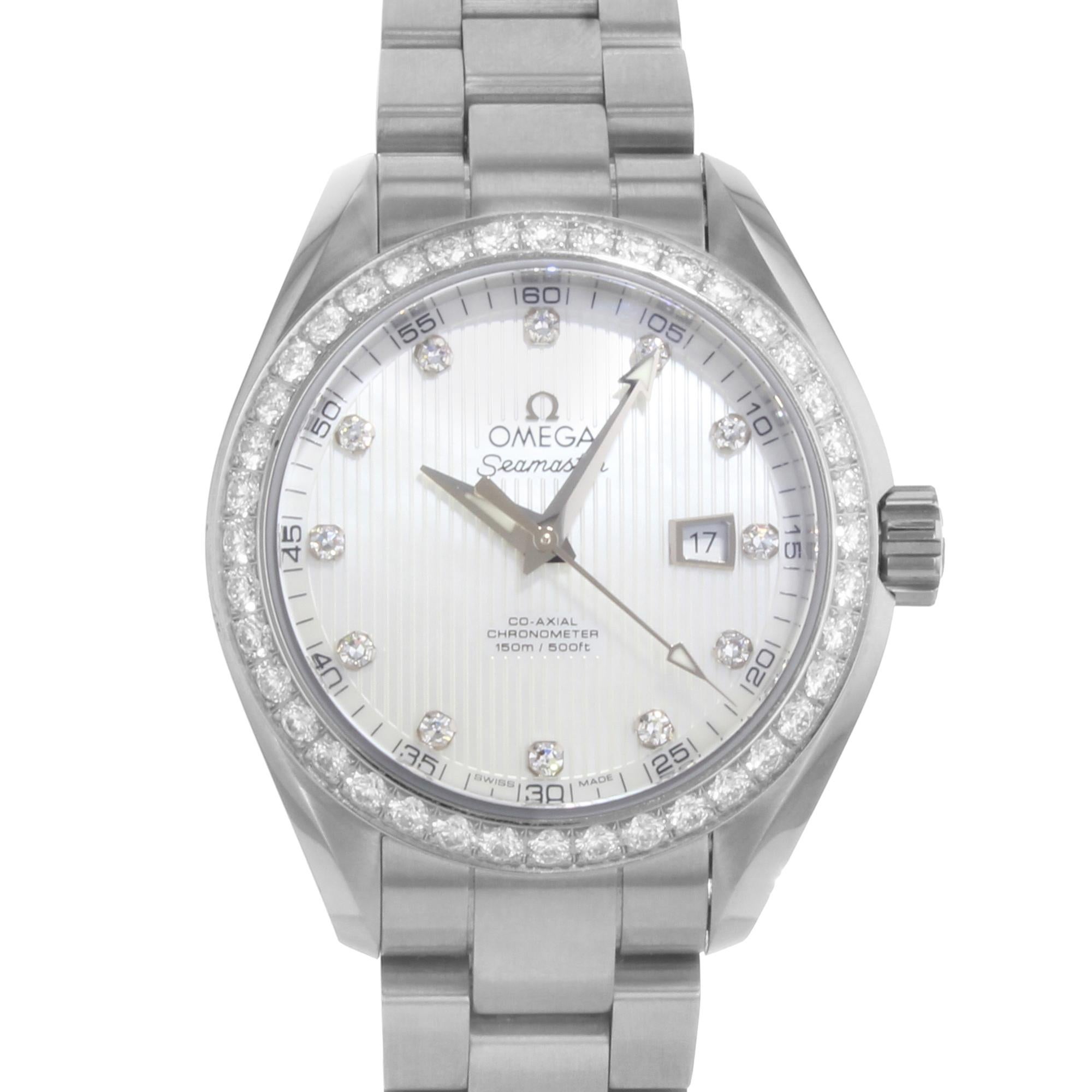 This display model Omega Seamaster 231.15.34.20.55.001 is a beautiful Ladies timepiece that is powered by an automatic movement which is cased in a stainless steel case. It has a round shape face, date, diamonds dial, and has hand diamonds style