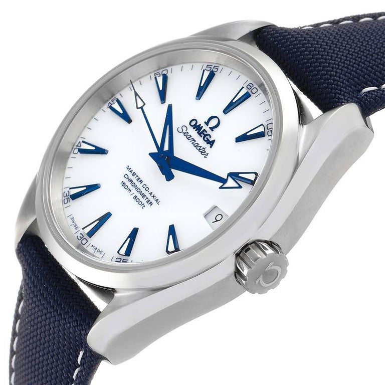 Votre Top 3 Omega - Page 2 Omega_seamaster_aqua_terra_titanium_watch_23192392104001_unworn_34351_9bdf6_md_master