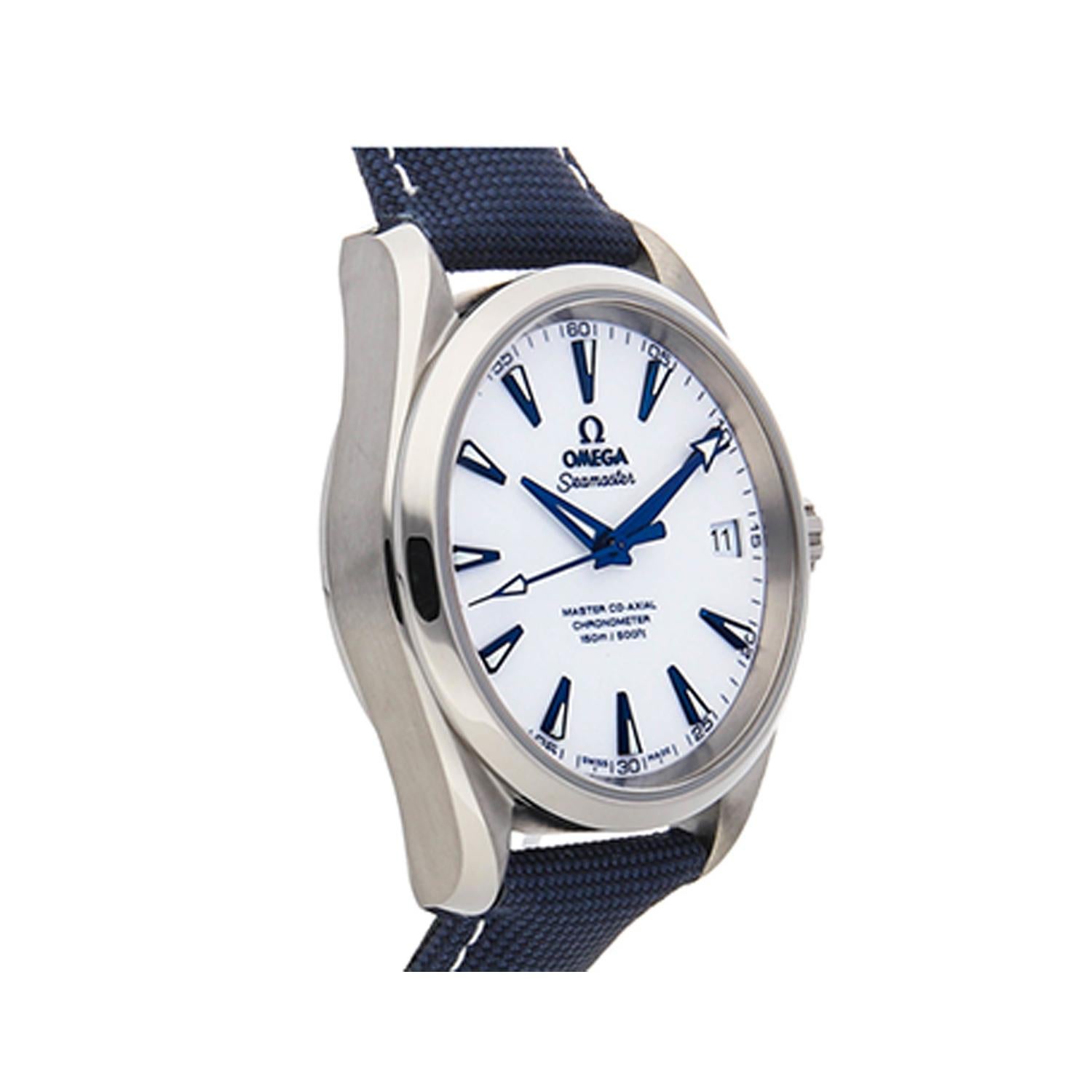 This brand new Omega Seamaster 231.92.39.21.04.001 is a beautiful men's timepiece that is powered by mechanical (automatic) movement which is cased in a titanium case. It has a round shape face, date indicator dial and has hand sticks style markers.