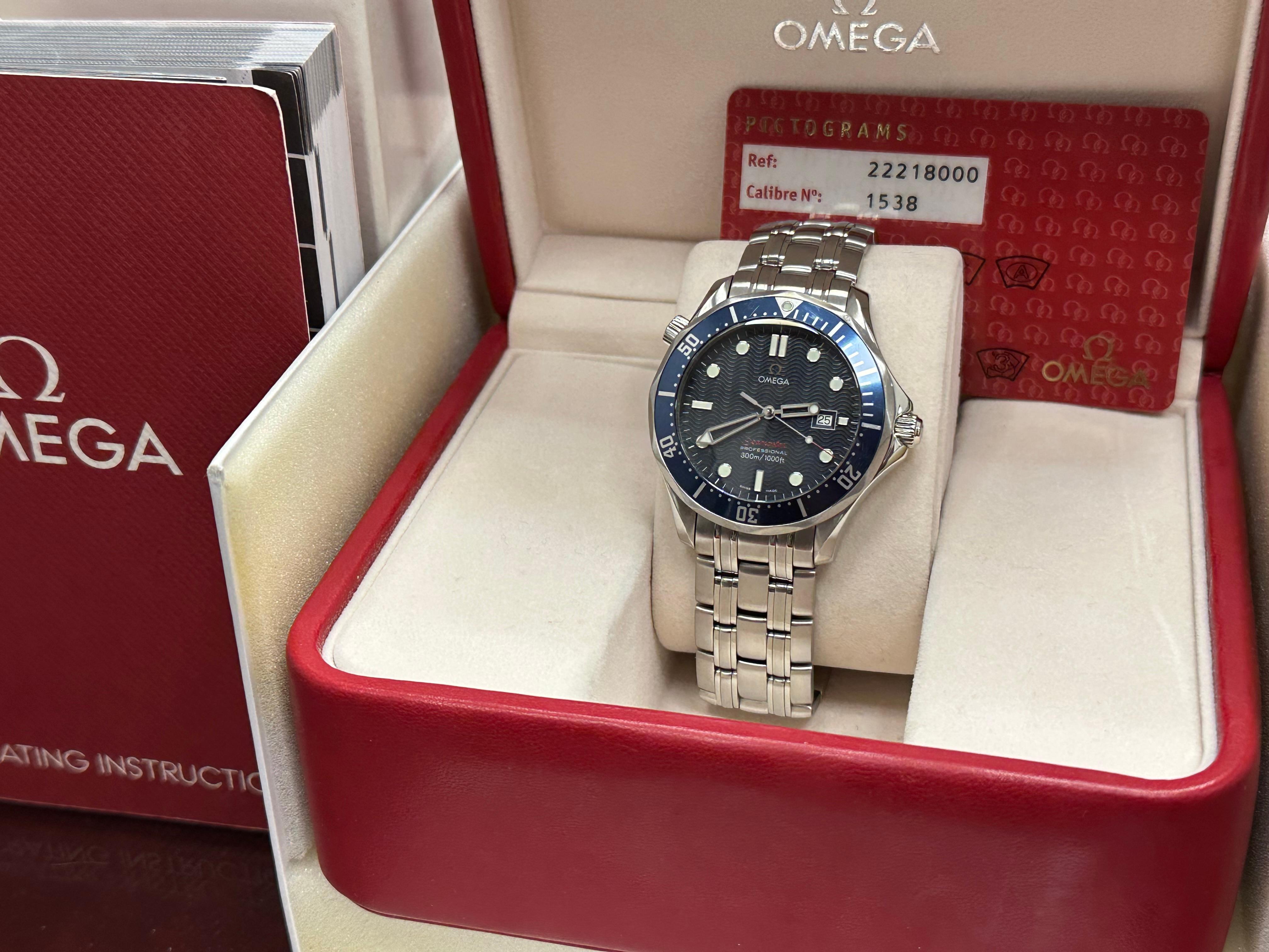 Style Number: 2221.80.00

 

Model: Omega Seamaster 

 

Case Material: Stainless Steel 

 

Band: Stainless Steel 

 

Bezel: Blue 

 

Dial: Blue 

 

Face: Sapphire Crystal 

 

Case Size: 41mm

 

Includes: 

-Omega Box & Paper

-Certified