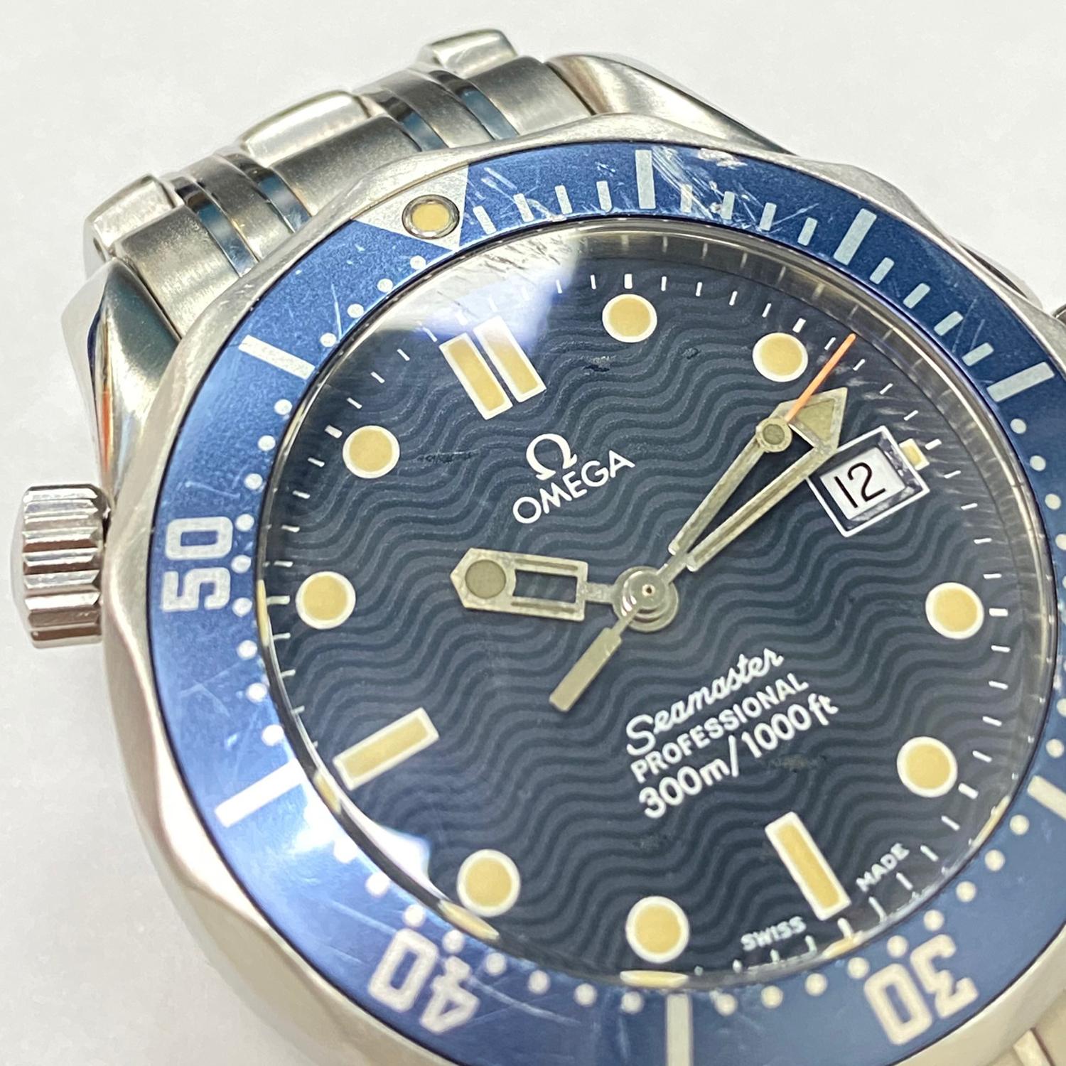 Omega Seamaster Blue Round Stainless Steel Midsize Quartz Watch 2561.80.00 1