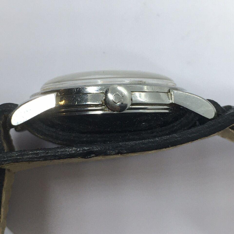 Good working condition, not checked for keeping time, Brand new Factory Omega Crystal installed with Omega logo, see pictures
Omega Seamaster Calendar Vintage Stainless 34mm Case 2849 Automatic Wrist Watch

Reference 2849
Automatic movement
Working,