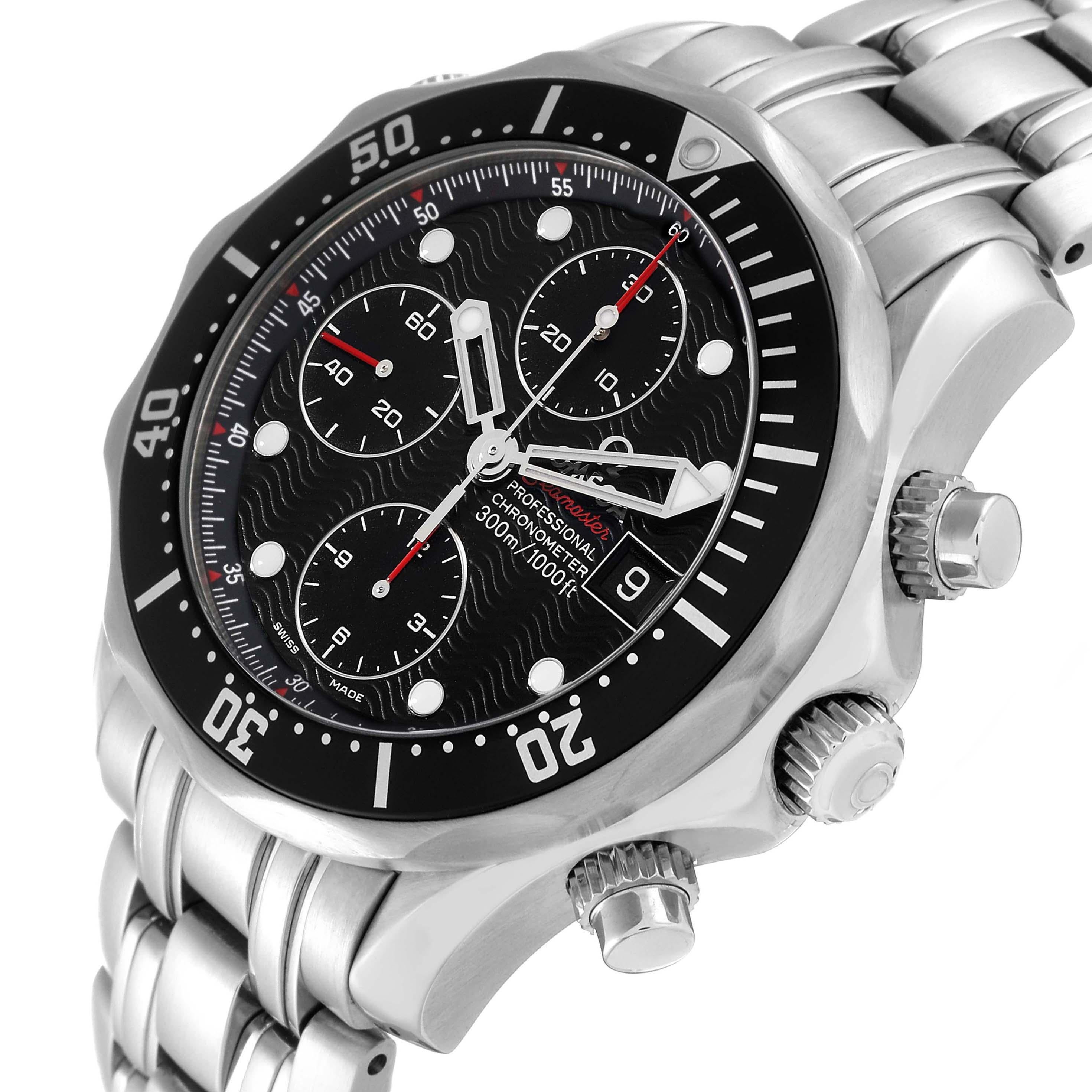 Omega Montre Seamaster avec chronographe en acier et cadran noir, pour hommes 213.30.42.40.01.001 en vente 3
