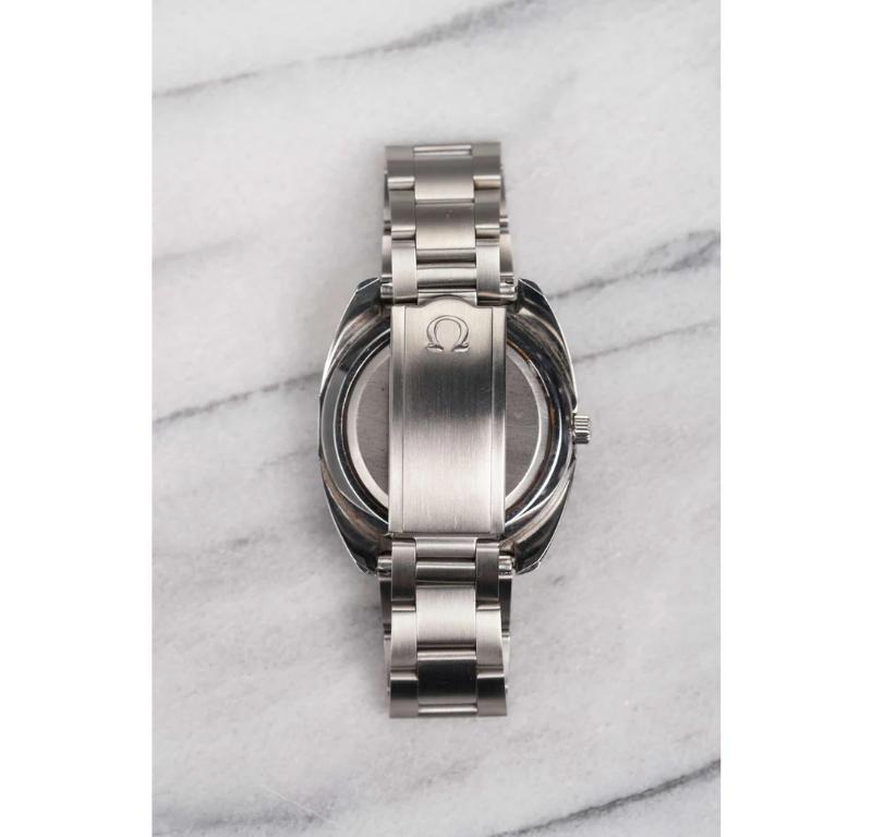 Montre Omega Seamaster Cosmic Daydate en acier inoxydable, années 1960-70 Bon état - En vente à New York, NY