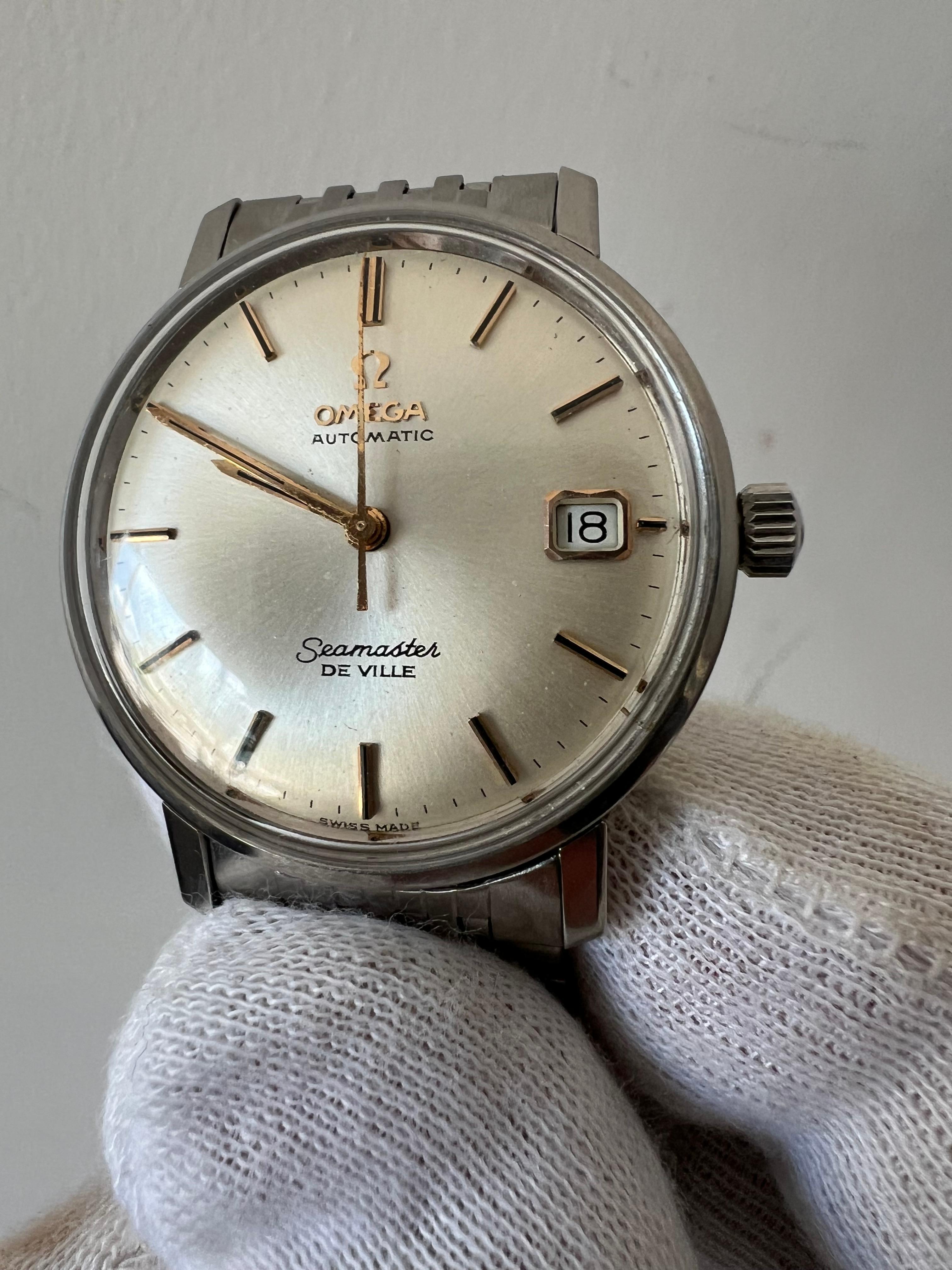 Men's Omega Seamaster Deville With Date ca' 1960's For Sale