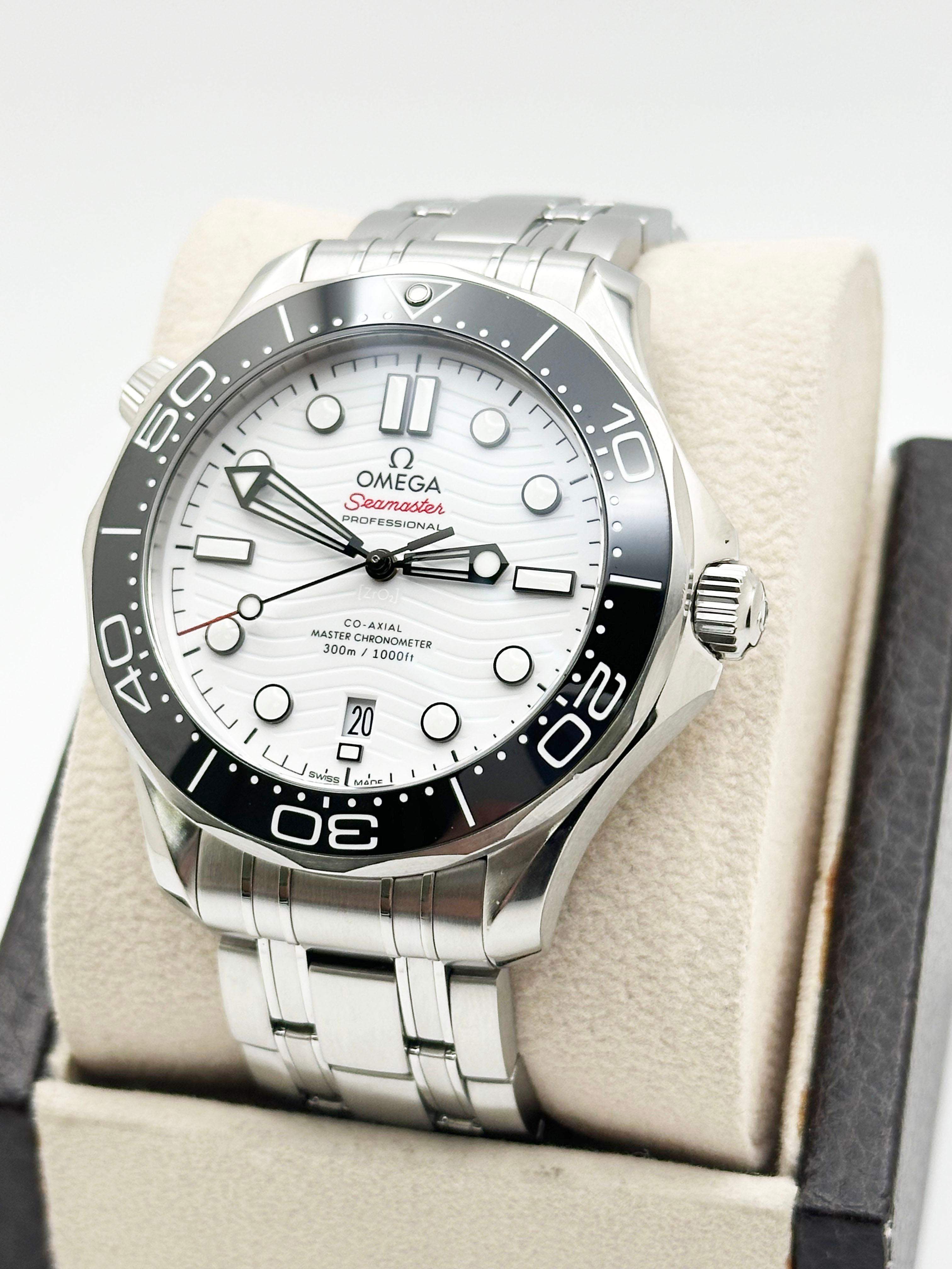 Men's Omega Seamaster Diver 210.30.42.20.04.001 White Dial Black Bezel Steel Box Paper