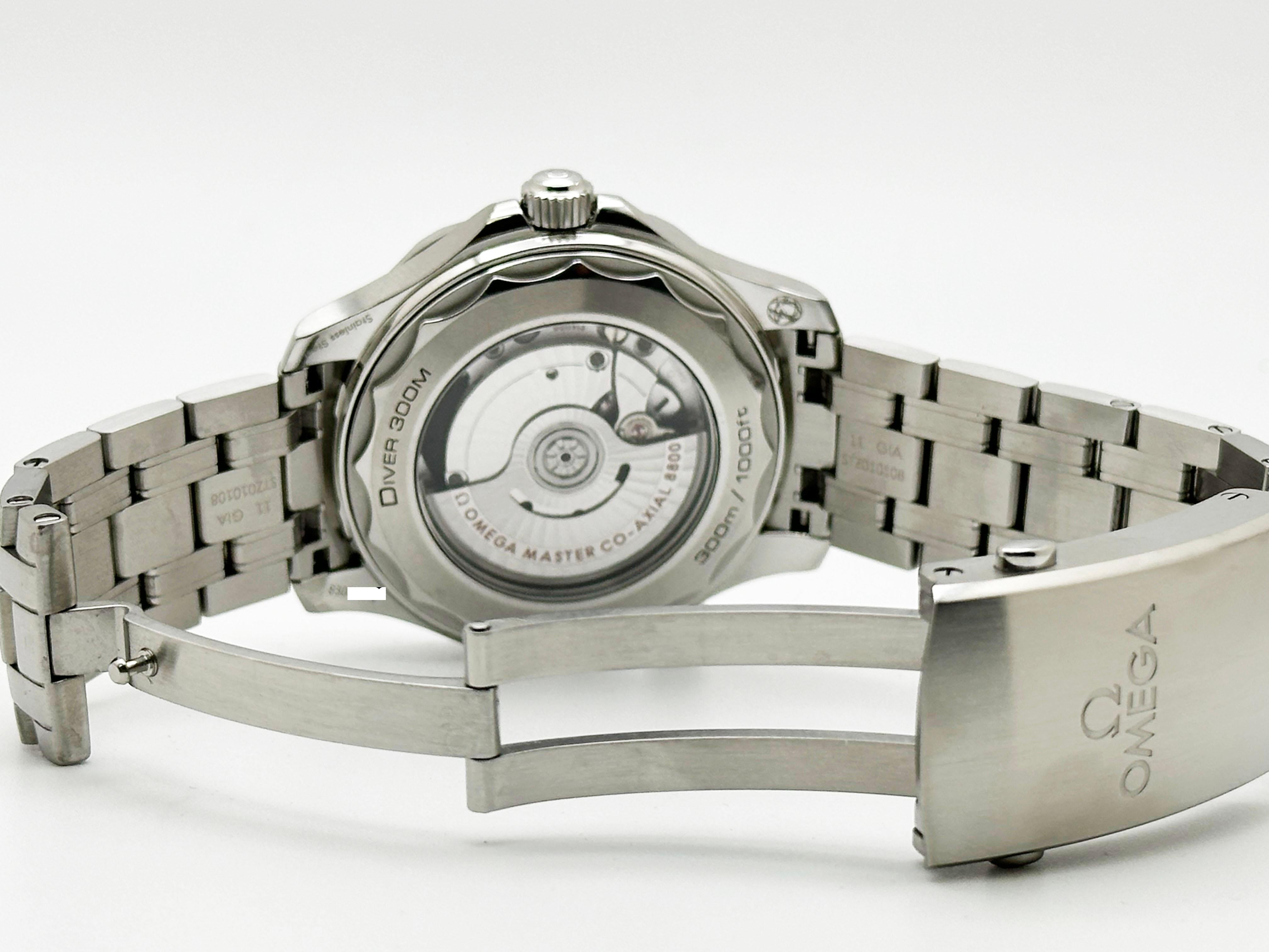 Omega Seamaster Diver 210.30.42.20.04.001 White Dial Black Bezel Steel Box Paper 3
