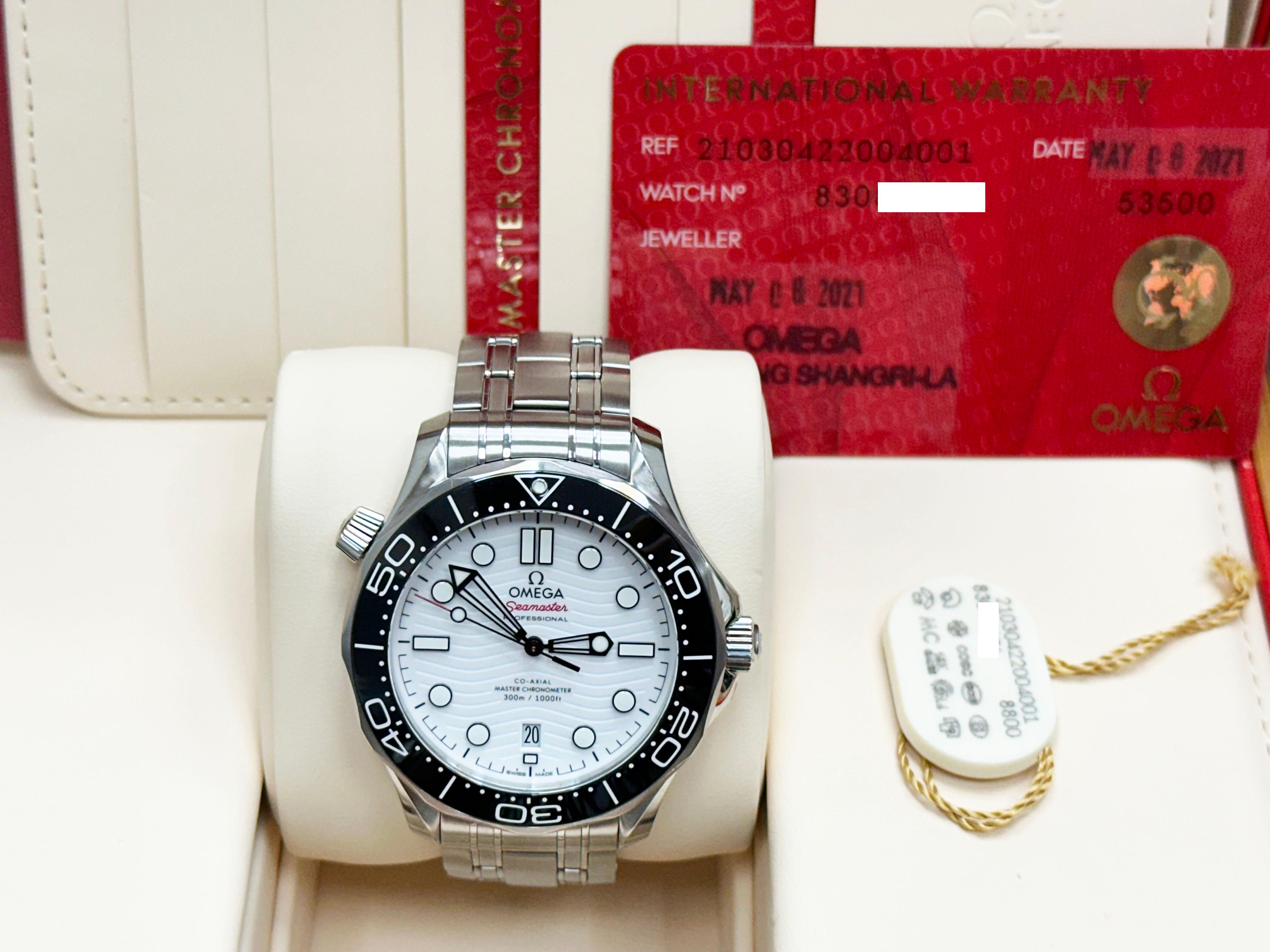 Omega Seamaster Diver 210.30.42.20.04.001 White Dial Black Bezel Steel Box Paper 4