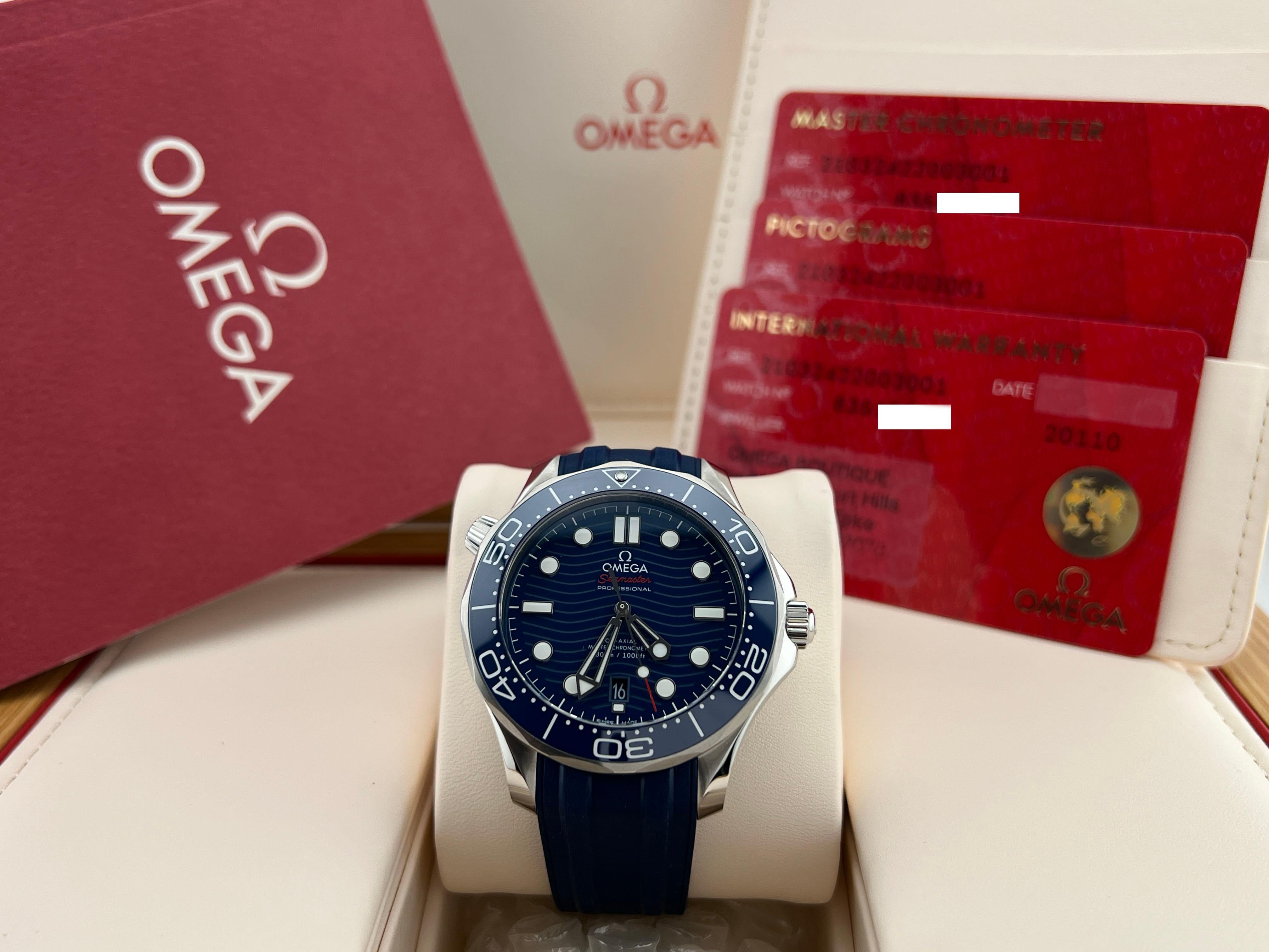 Style Number: 210.32.42.20.03.001

 

Model: Seamaster Diver

 

Case Material: Stainless Steel

 

Band: Blue Rubber

 

Bezel: Blue Ceramic

 

Dial: Blue



Face: Sapphire Crystal

  

Case Size: 42mm

 

Includes: 

-Omega Box &