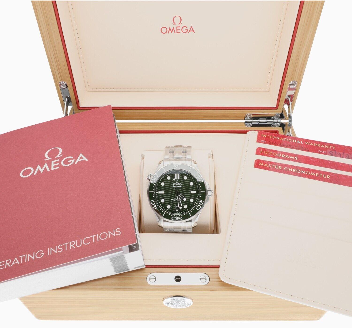 Omega Seamaster Diver 300 M Professional GREEN Dial 42 mm 21030422010001 complet Pour hommes en vente