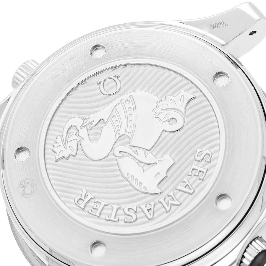 Orologio Omega Seamaster Diver 300M Co-Axial GMT 212.30.44.52.01.001 4