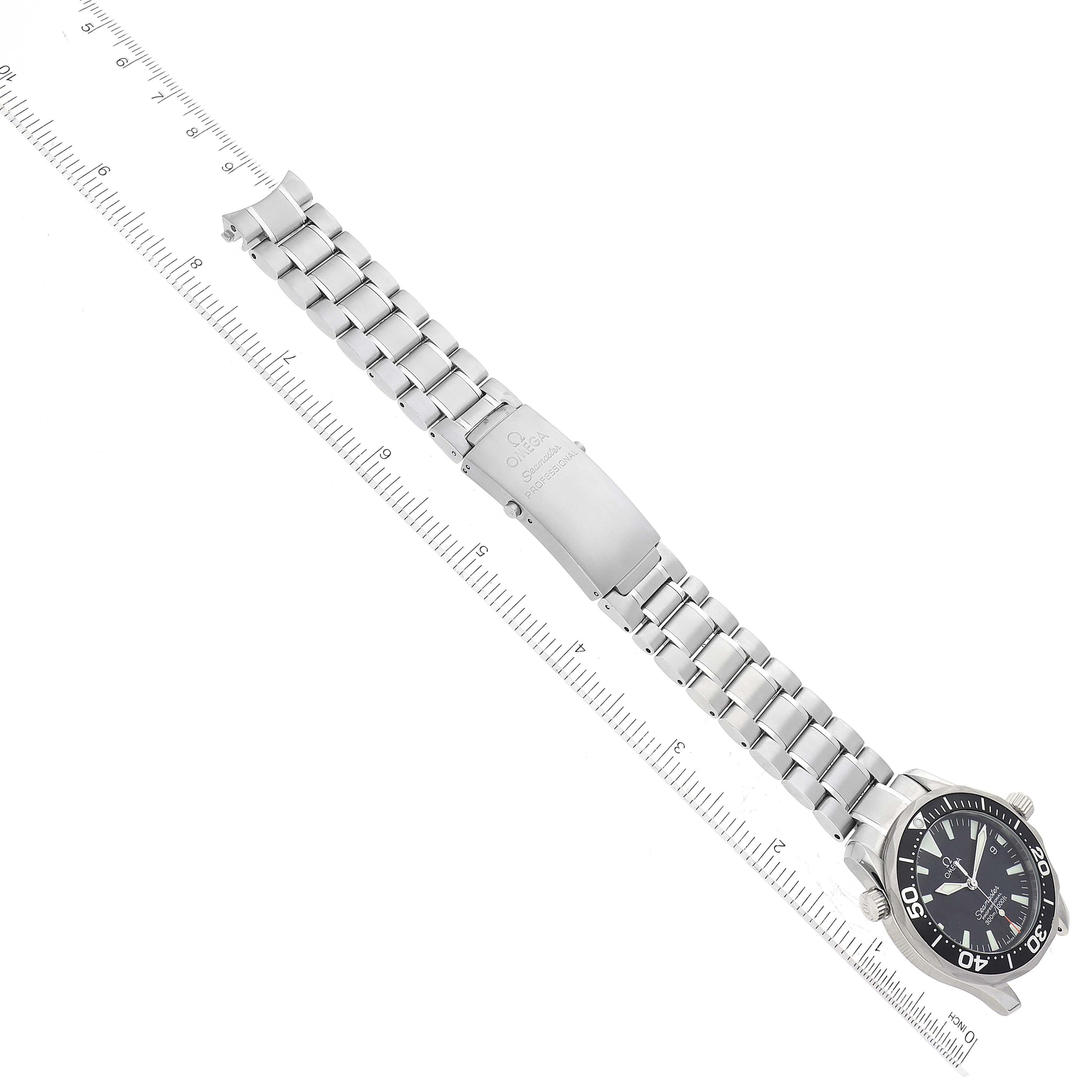 Omega Seamaster Diver 300M Quarz Midsize Schwarzes Zifferblatt Herrenuhr 2262.50.00 4
