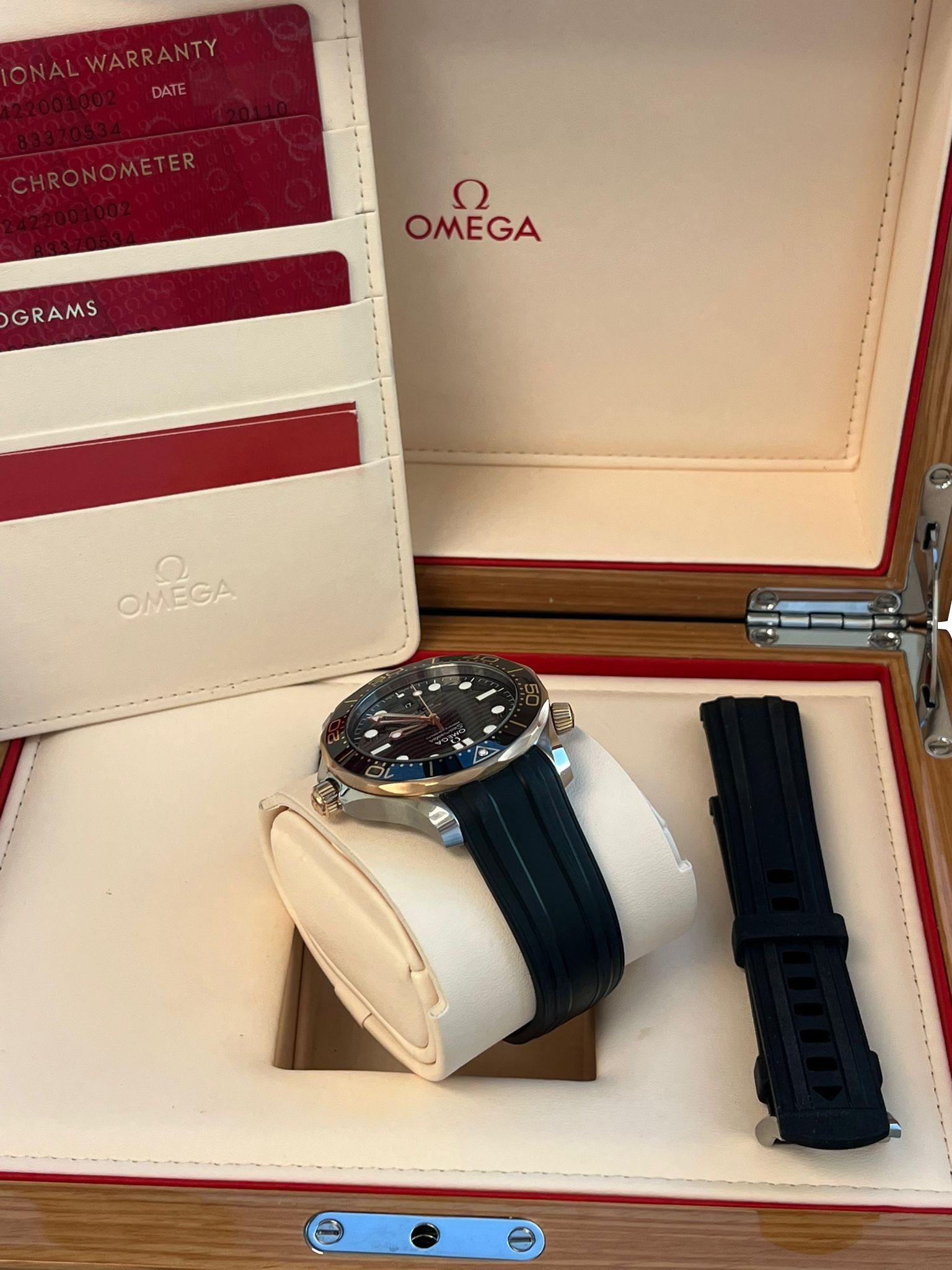 Omega Seamaster Diver 300M Acero Oro Amarillo Correa de caucho 210.22.42.20.01.002 5