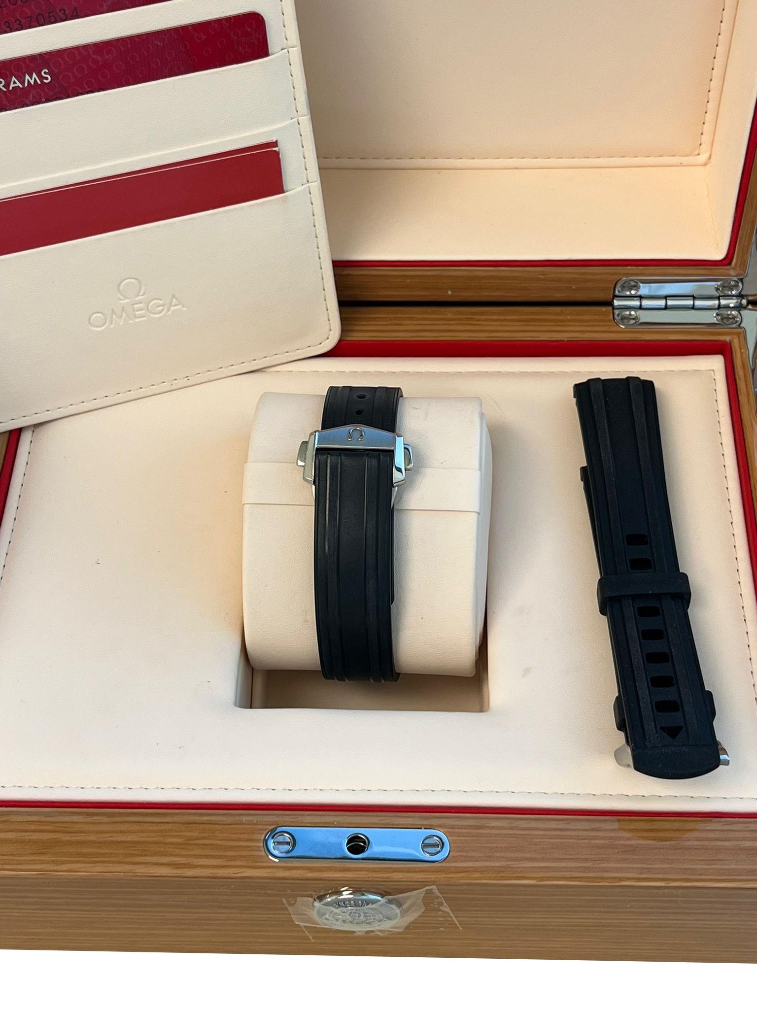 Omega Seamaster Diver 300M Acero Oro Amarillo Correa de caucho 210.22.42.20.01.002 6