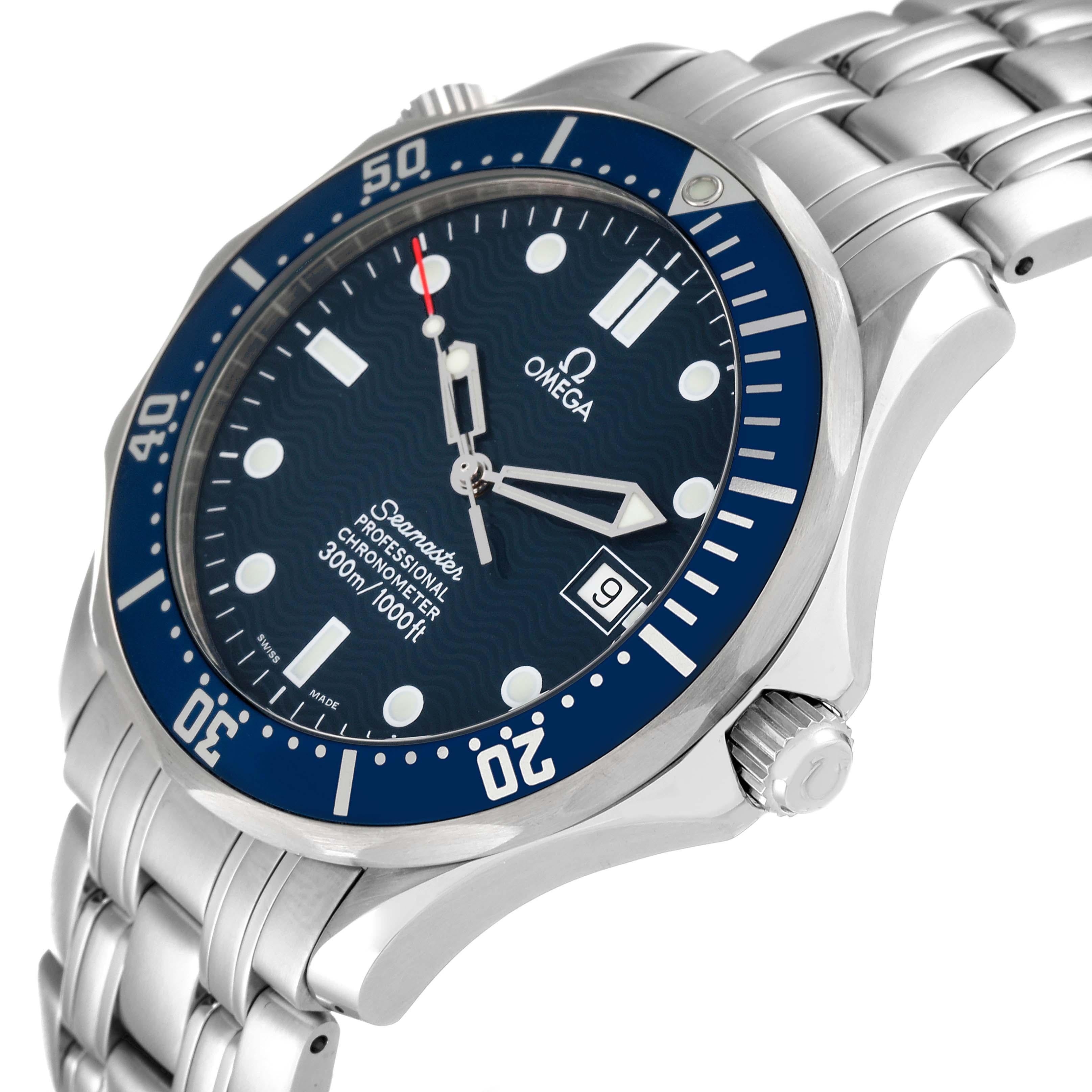 blue face dive watch
