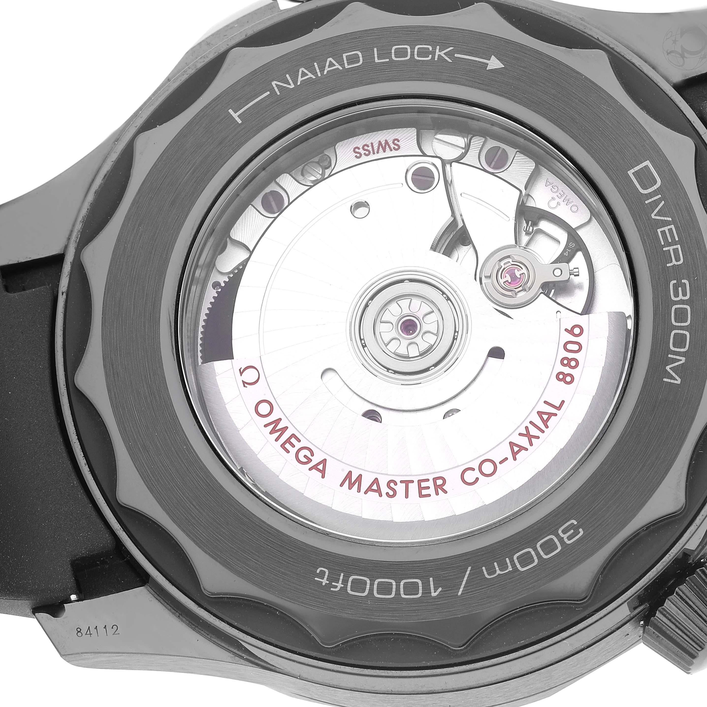 Omega Seamaster Diver Black Ceramic Mens Watch 210.92.44.20.01.003 Box Card For Sale 4