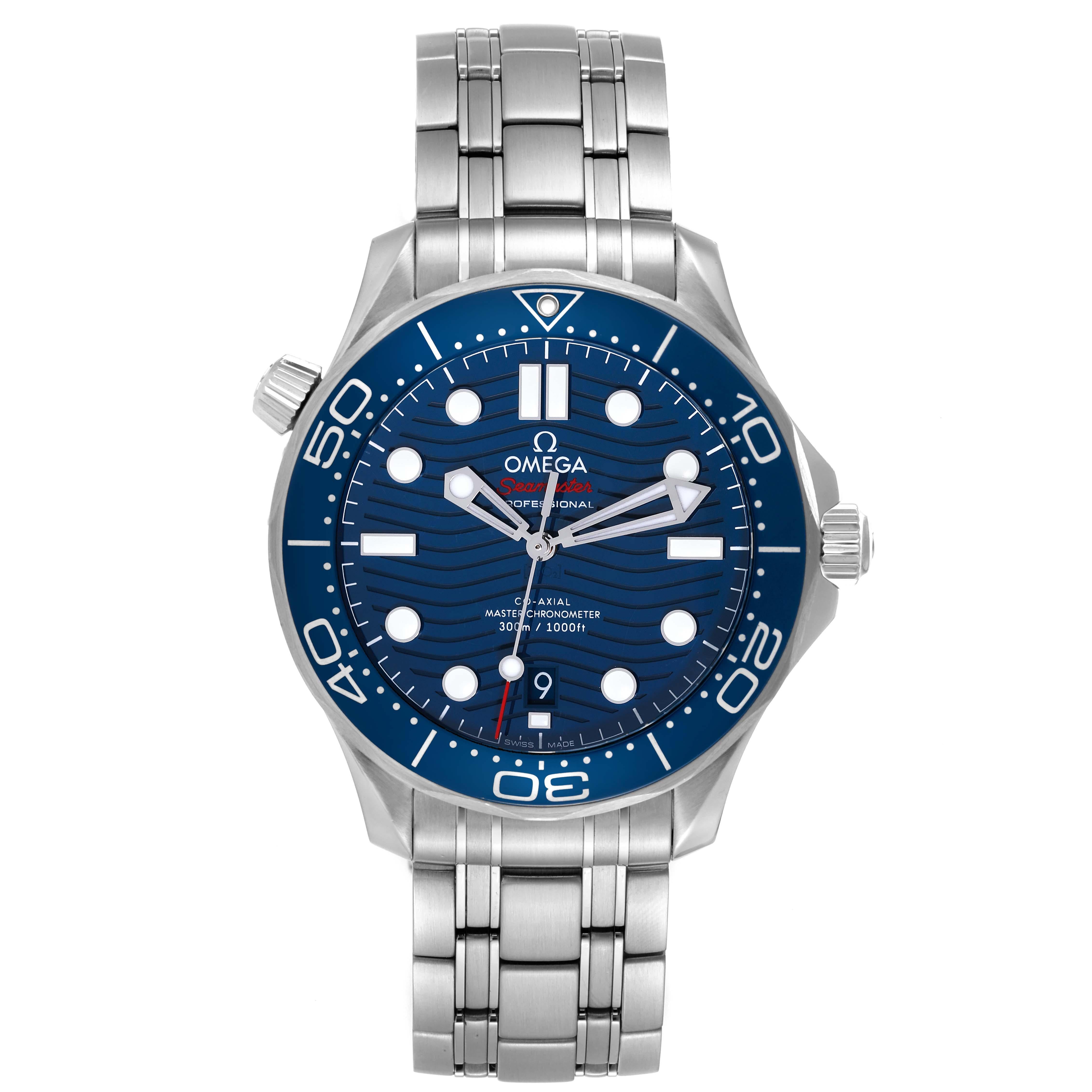 Omega Seamaster Diver Blue Dial Steel Herrenuhr 210.30.42.20.03.001 Box Card. Automatischer Chronometer mit Co-Axial Hemmung und rhodinierter Oberfläche. Gehäuse aus Edelstahl mit einem Durchmesser von 42.0 mm. Heliumauslassventil auf 10 Uhr.