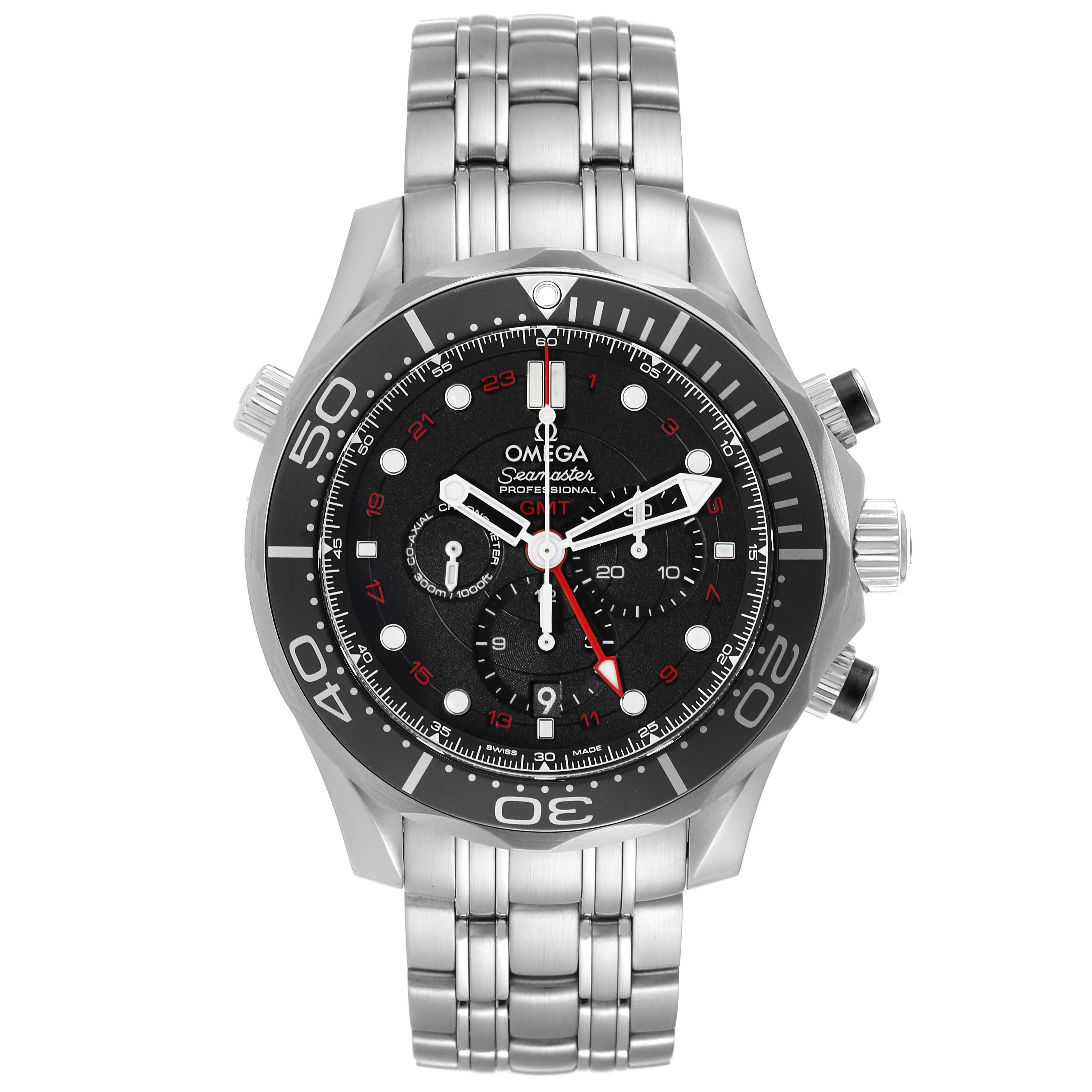 Omega Seamaster Diver GMT Steel Orologio Uomo 212.30.44.52.01.001 Scheda Box. Movimento cronografo automatico a carica automatica con meccanismo a ruota a colonne, bilanciere a molla libera e scappamento Co-Axial. Cassa rotonda in acciaio