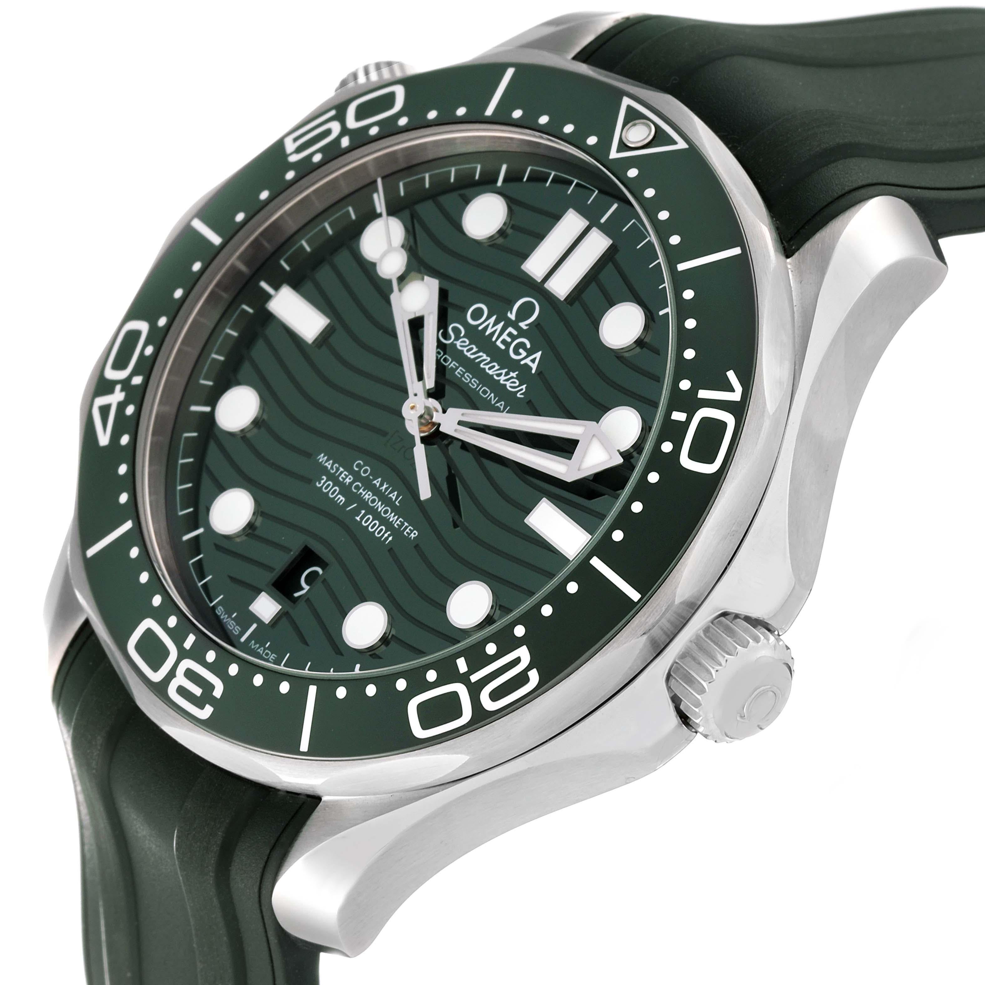 Omega Seamaster Diver Master Chronometer Mens Watch 210.32.42.20.10.001 Unworn 1