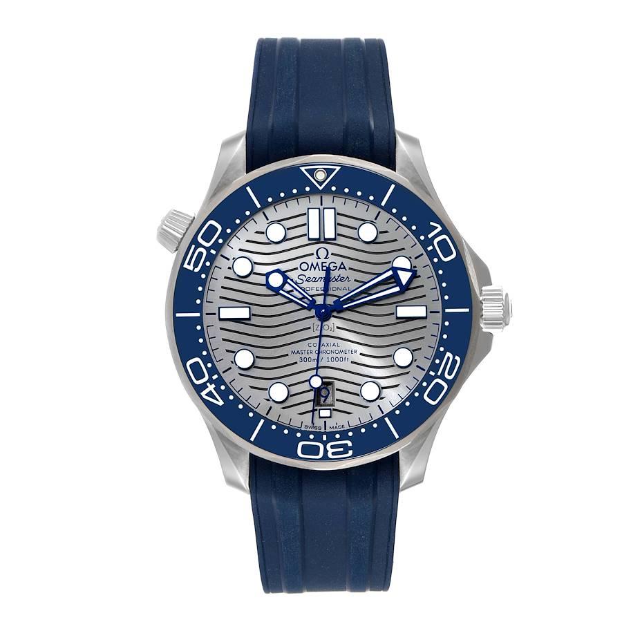 Omega Seamaster Diver Master Chronometer Uhr 210.32.42.20.06.001 Box-Karte. Automatisches Uhrwerk mit Automatikaufzug und Co-Axialer Hemmung. Zertifizierter Meisterchronometer, METAS-geprüft, resistent gegen Magnetfelder bis 15.000 Gauss. Freie