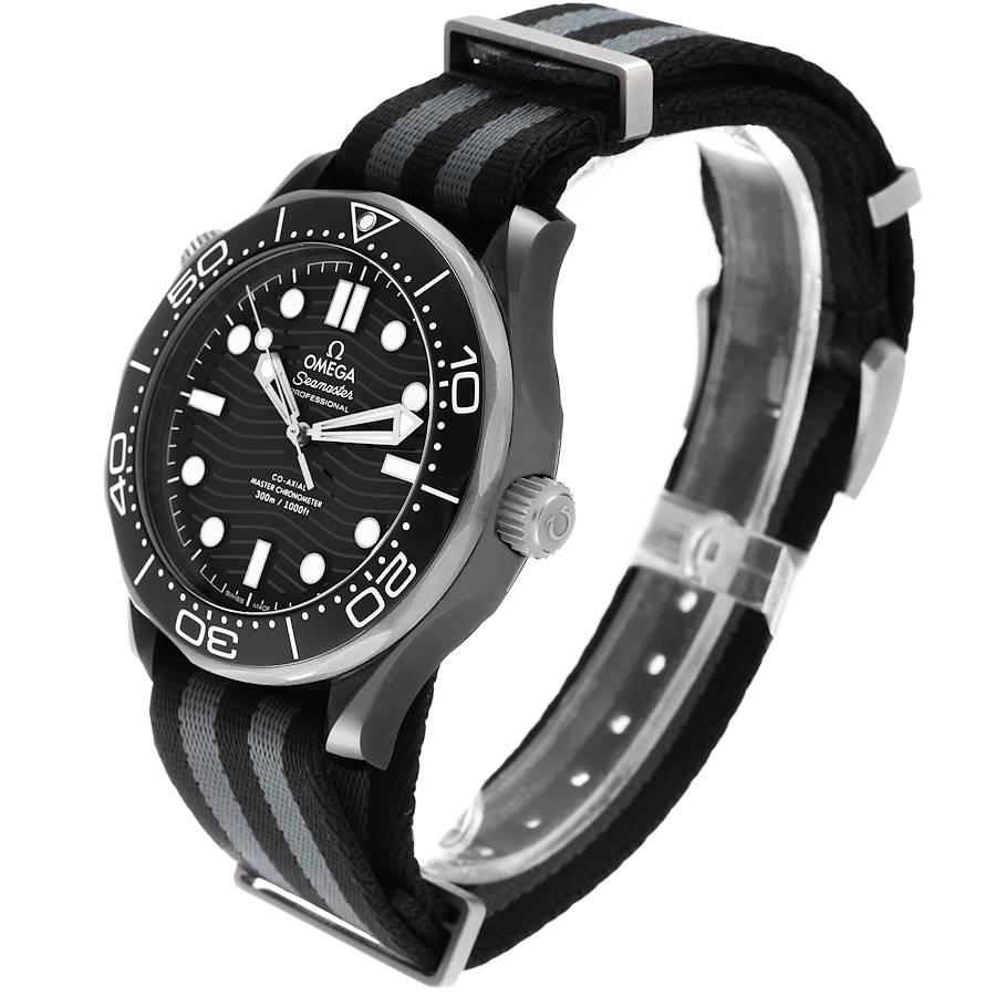 Omega Seamaster Diver Master Chronometer Watch 210.92.44.20.01.002 Unworn Pour hommes en vente