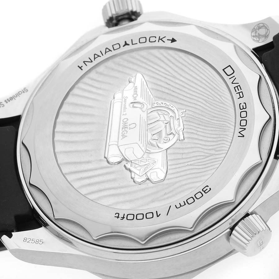 Omega Seamaster Diver Nekton Edition Mens Watch 210.32.42.20.01.002 Unworn In Excellent Condition For Sale In Atlanta, GA