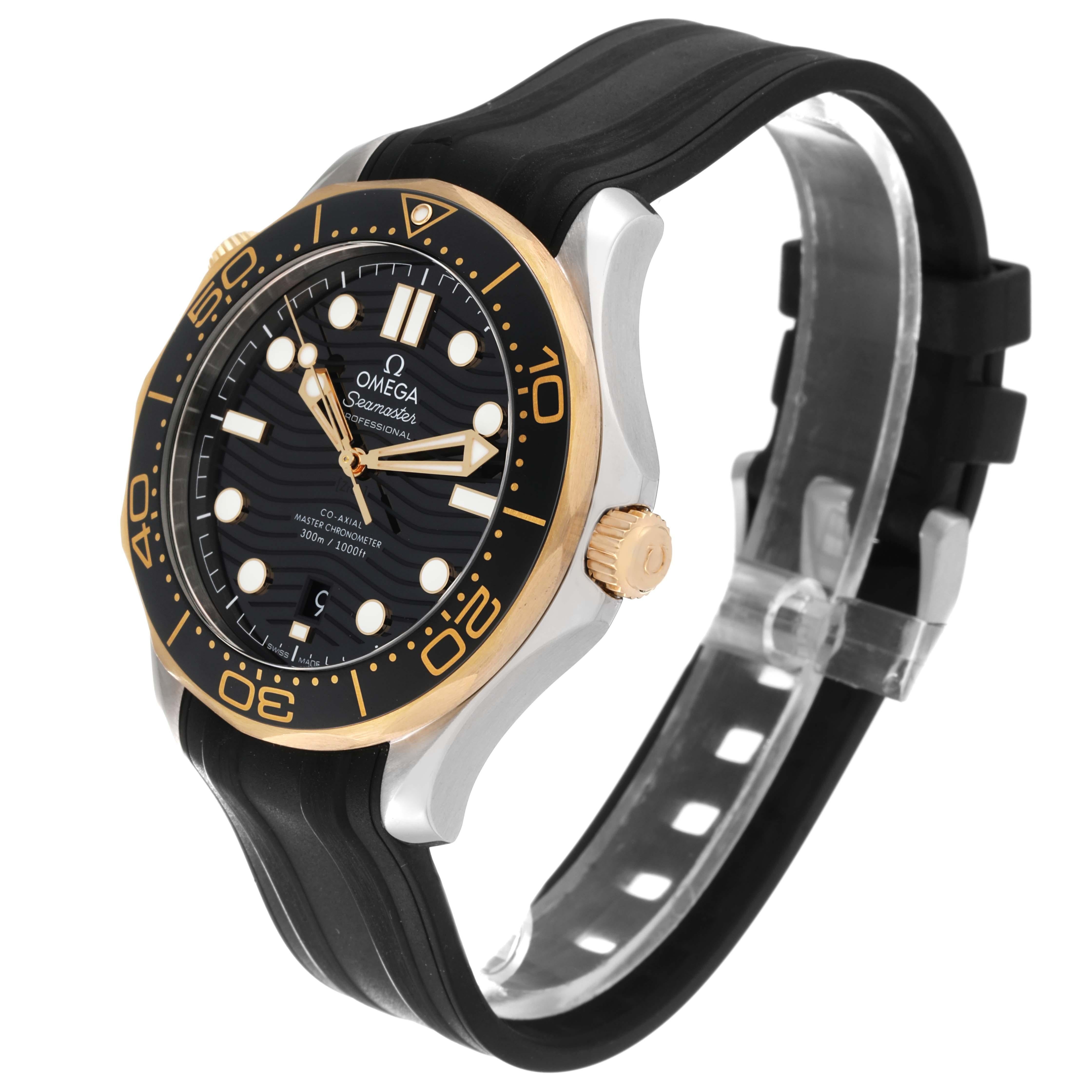 Omega Montre Seamaster Diver en acier et or jaune pour hommes 210.22.42.20.01.001 Card Pour hommes en vente