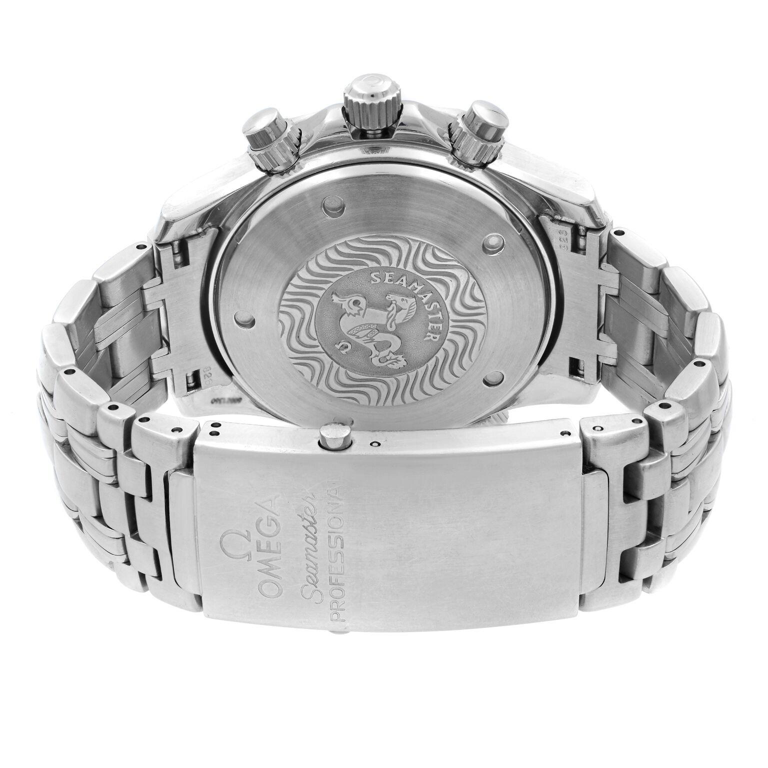 Omega Seamaster Diver's 300M White Dial Steel Automatic Men's Watch 2598.20.00 In Good Condition In New York, NY