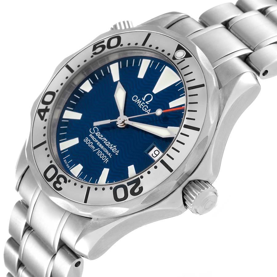 Omega Seamaster Electric Blue Wave Dial Midsize Watch 2263.80.00 In Excellent Condition In Atlanta, GA