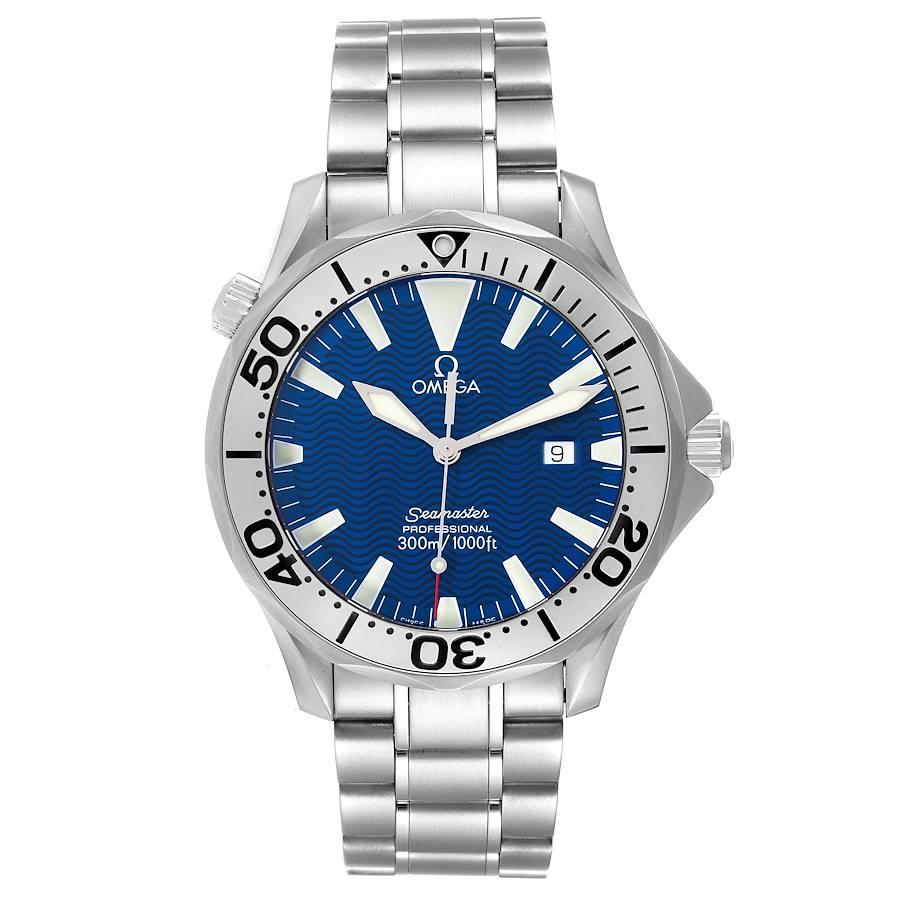 Omega Seamaster Electric Blue Wave Dial Steel Herrenuhr 2265.80.00. Präzisionsquarzwerk mit rhodinierter Oberfläche. Kaliber 1538. Gehäuse aus Edelstahl mit einem Durchmesser von 41,0 mm. Omega-Logo auf der Krone. Polierte, einseitig drehbare