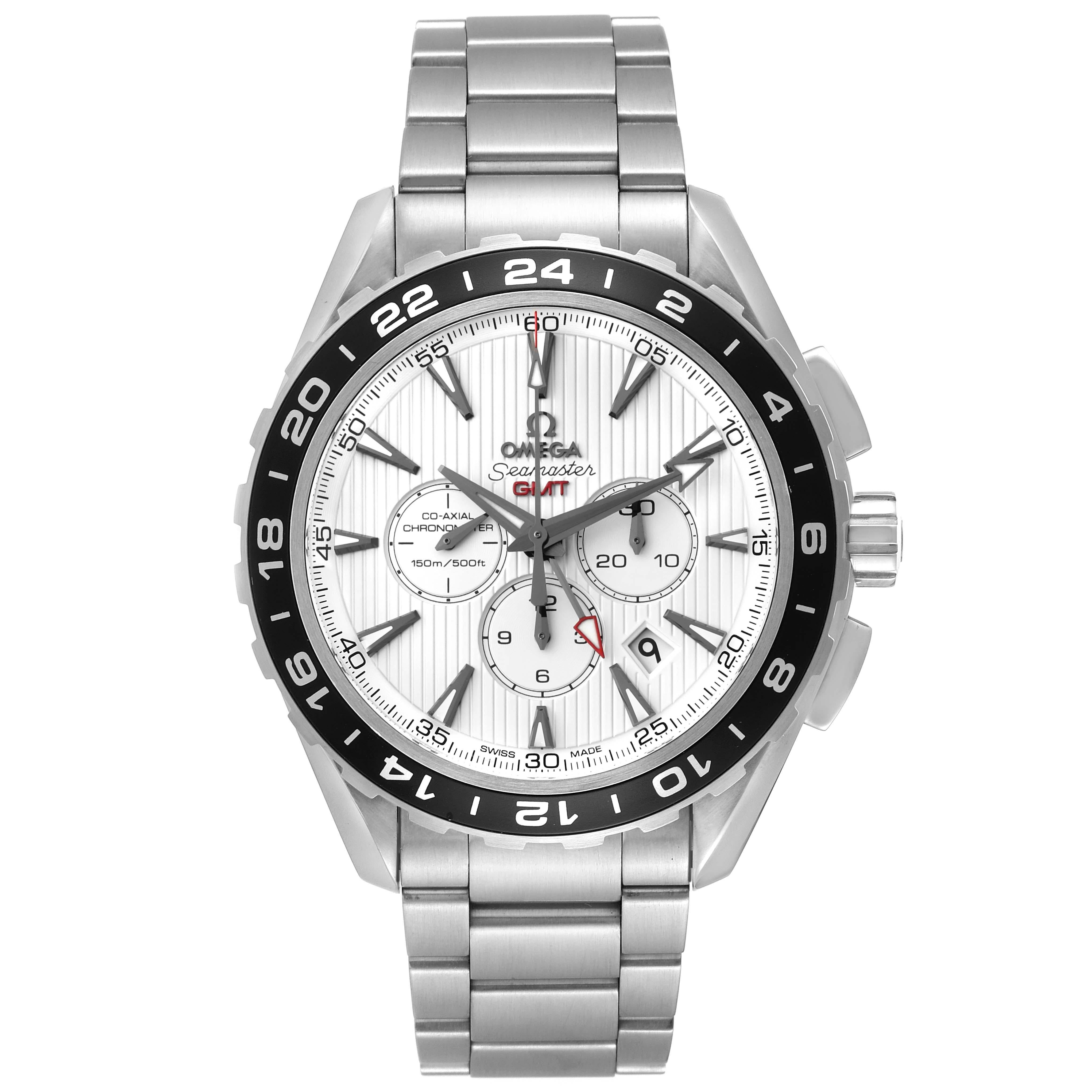 Omega Seamaster GMT Chronograph Steel Mens Watch 231.10.44.52.04.001 Box Card. Movimento automatico a carica automatica con funzioni GMT e cronografo. Cassa rotonda in acciaio inossidabile di 44 mm di diametro. Fondello in vetro zaffiro trasparente.