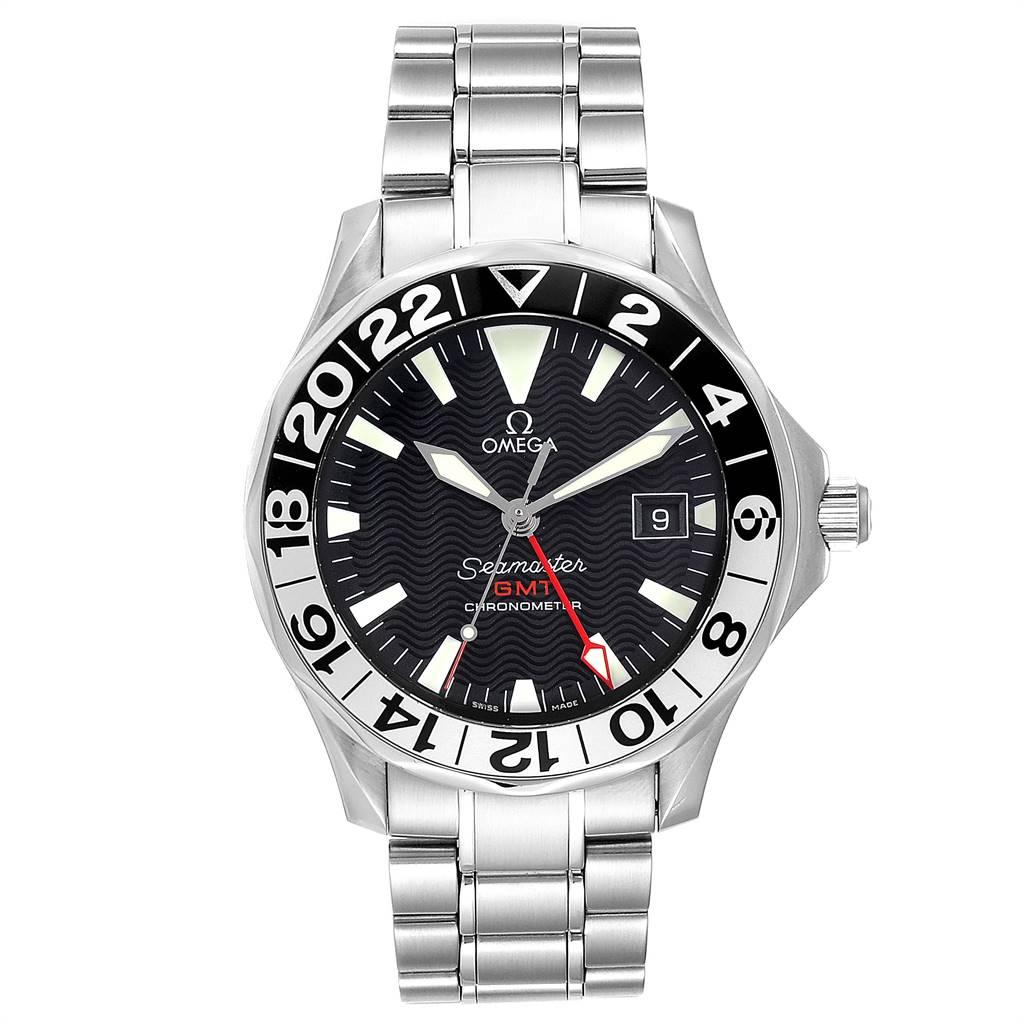 Omega Seamaster GMT Gerry Lopez Limited Edition Watch 2536.50.00 Card. Officially certified chronometer automatic self-winding movement. Brushed and polished stainless steel case 41 mm in diameter. Omega logo on a crown. Case back with Lopez's