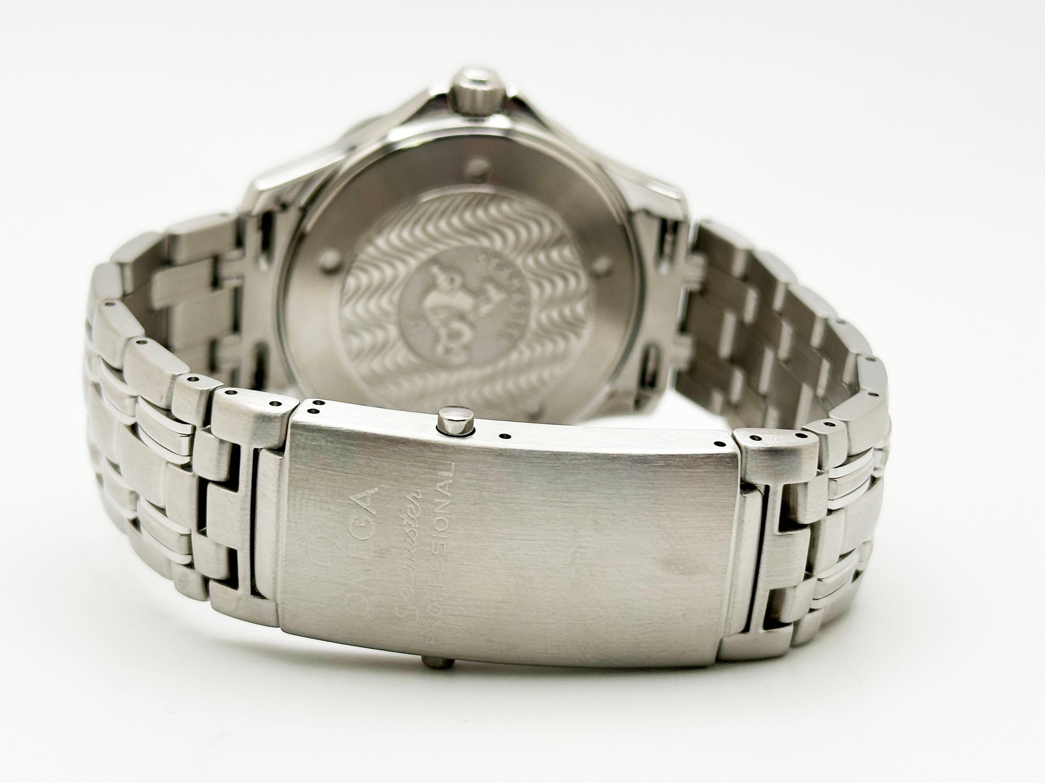 Omega Seamaster Golden Eye James Bond 2541.80.00 Blue Dial Stainless Steel 41mm en vente 1