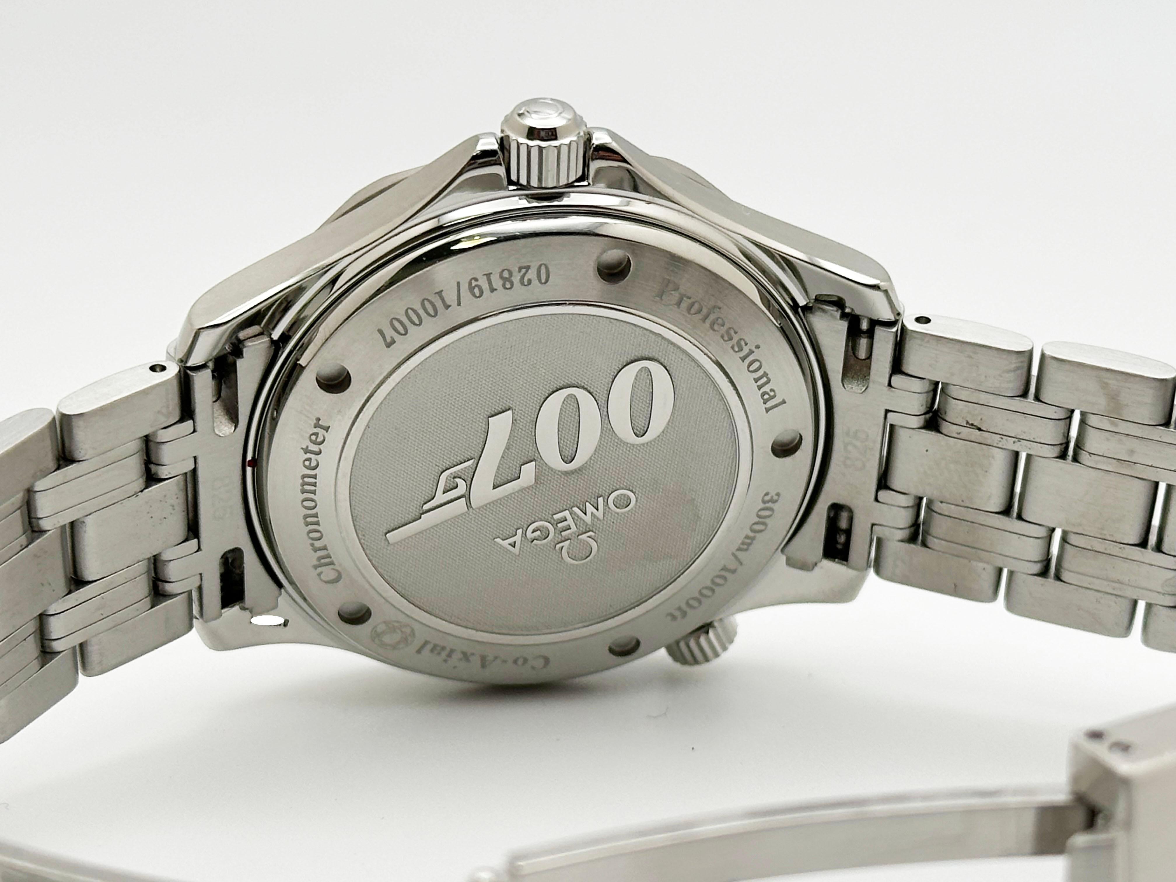 Omega Seamaster James Bond 2226.80.00 41mm Blue Dial Stainless Steel For Sale 2