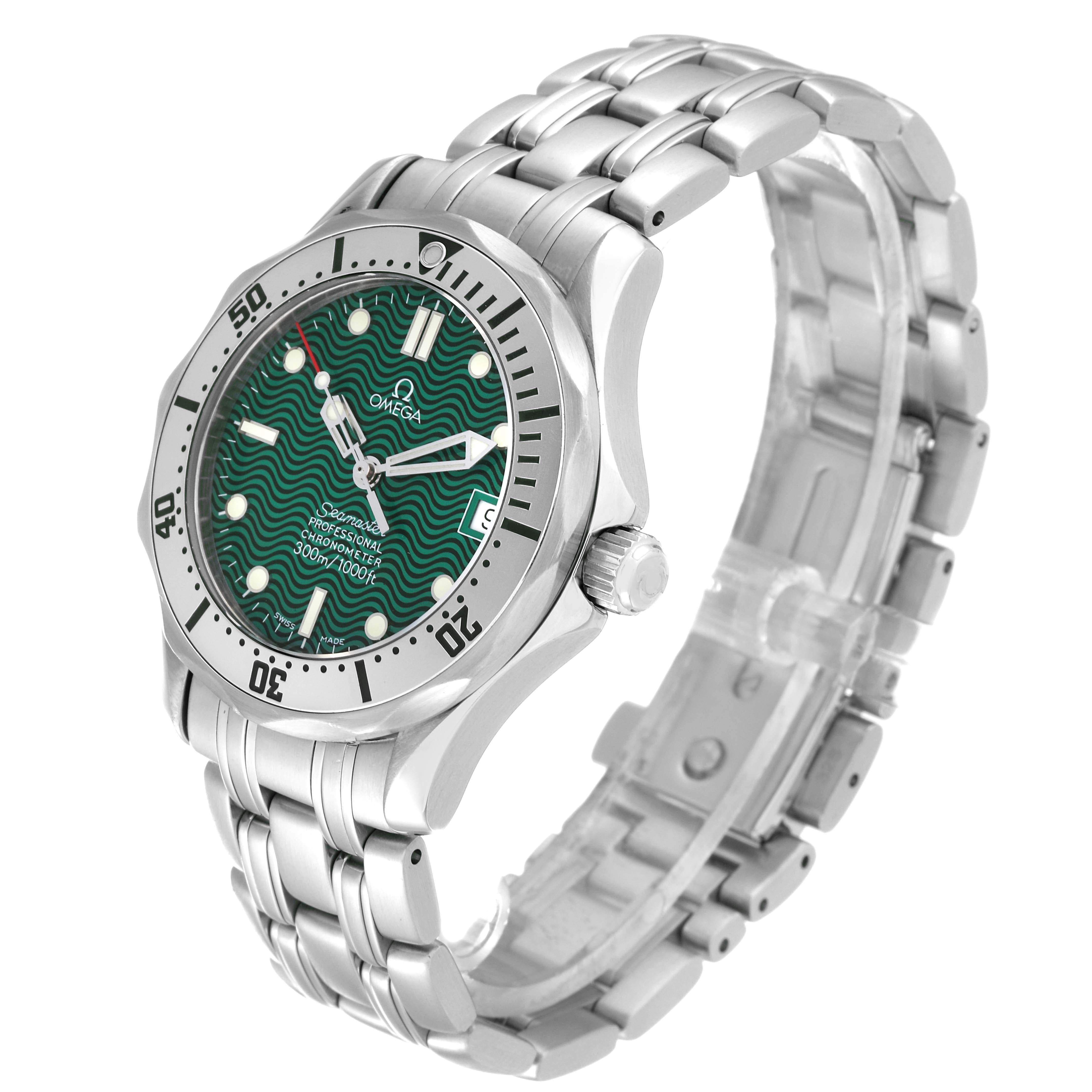Omega Seamaster Midsize Jacques Mayol LE Stahl Herrenuhr 2553.41.00 Box Card im Zustand „Hervorragend“ in Atlanta, GA