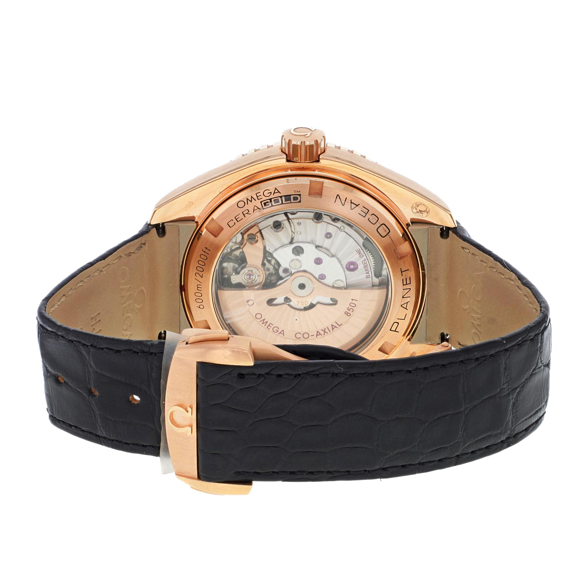 Omega Seamaster Planet Ocean 18 Karat Rose Gold Men's Watch 232.63.46.21.01.001 In New Condition In New York, NY