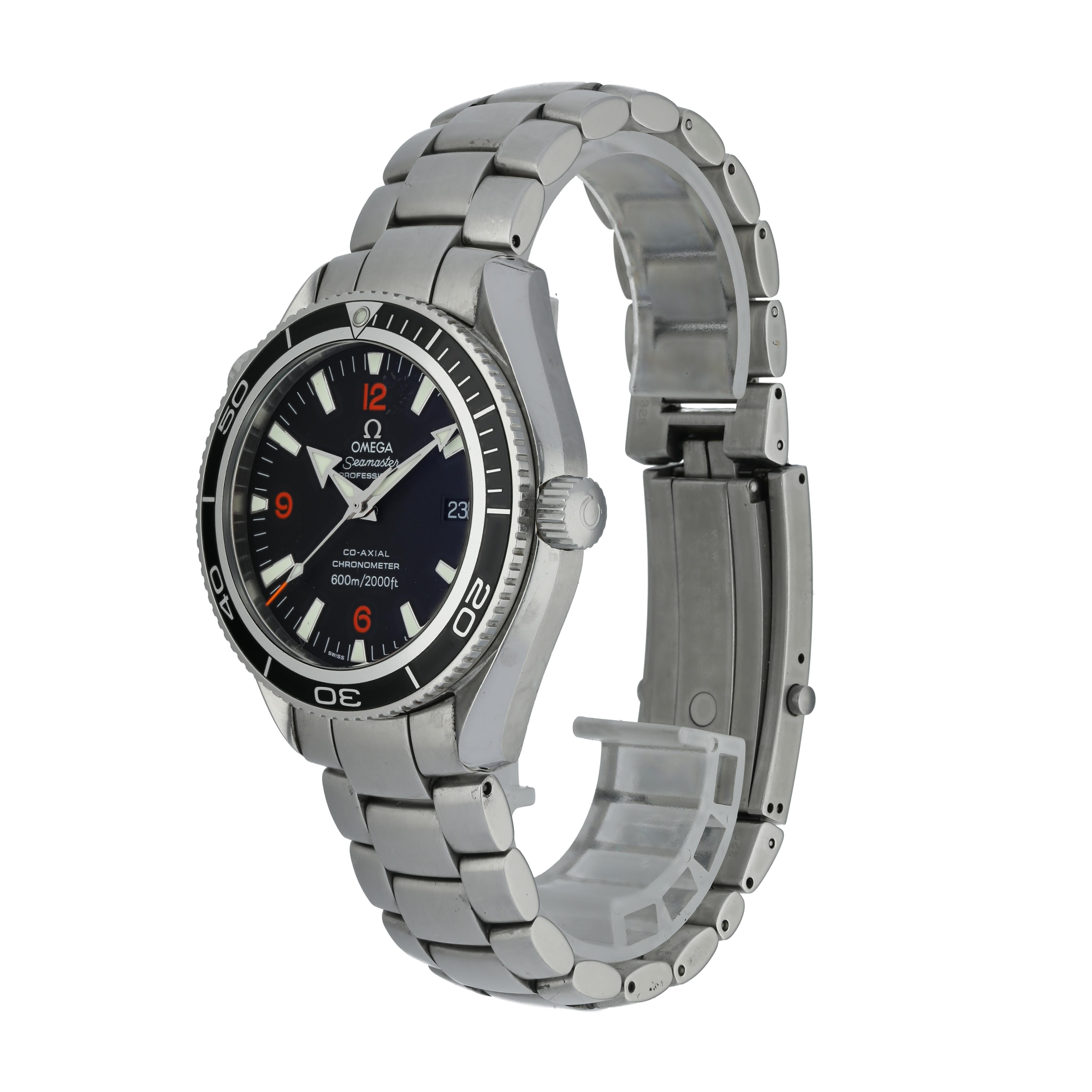 Omega Seamaster Planet Ocean 2201.51.00 Men's Watch.
41mm Stainless Steel case. 
Stainless Steel Unidirectional bezel. 
Black dial with Luminous Broad arrow hands and index hour markers. 
Minute markers on the outer dial. 
Date display at the 3