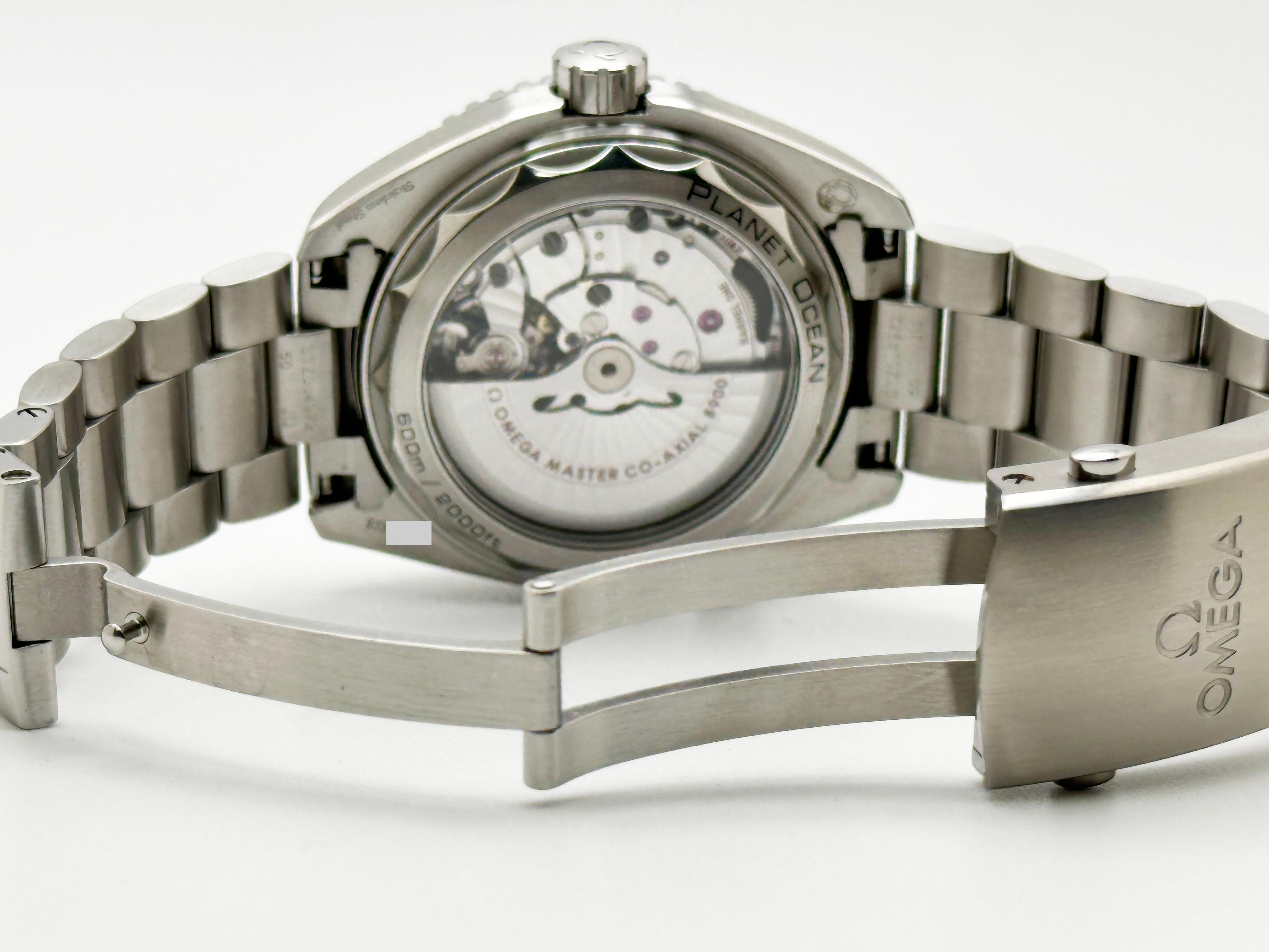 Omega Seamaster Planet Ocean 600M 215.30.44.21.03.001 Quadrante blu Acciaio Scatola di carta in vendita 6