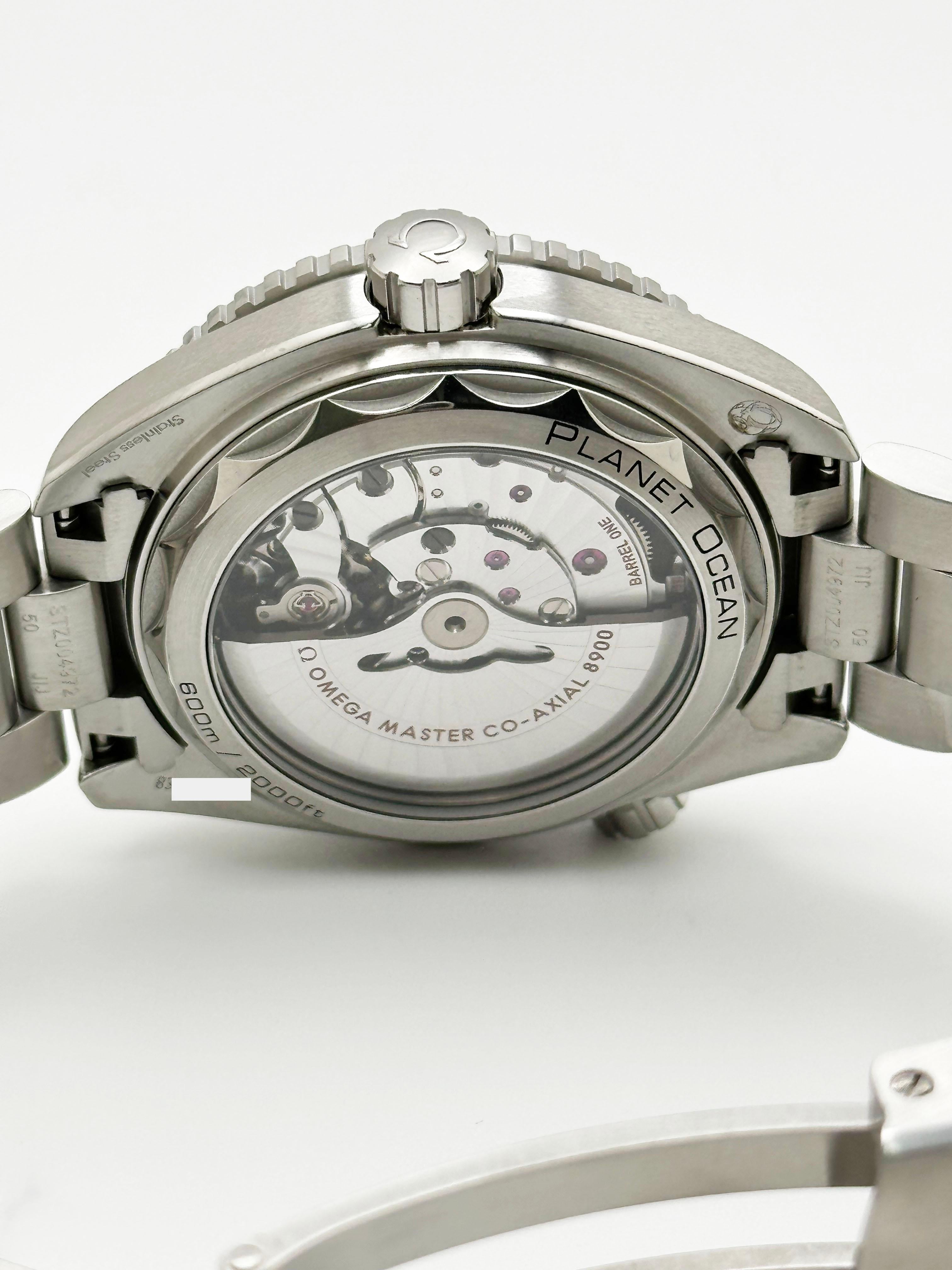 Omega Seamaster Planet Ocean 600M 215.30.44.21.03.001 Quadrante blu Acciaio Scatola di carta in vendita 5