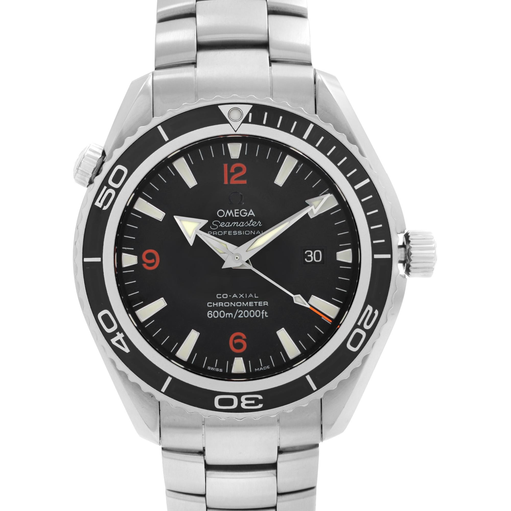 Pre Owned Omega Seamaster Planet Ocean 600M 45mm Steel Black Dial Men's Automatic Watch 2200.51.00. Bezel have minor scratches and dings. This Beautiful Timepiece is Powered by Mechanical (Automatic) Movement And Features: Round Stainless Steel Case