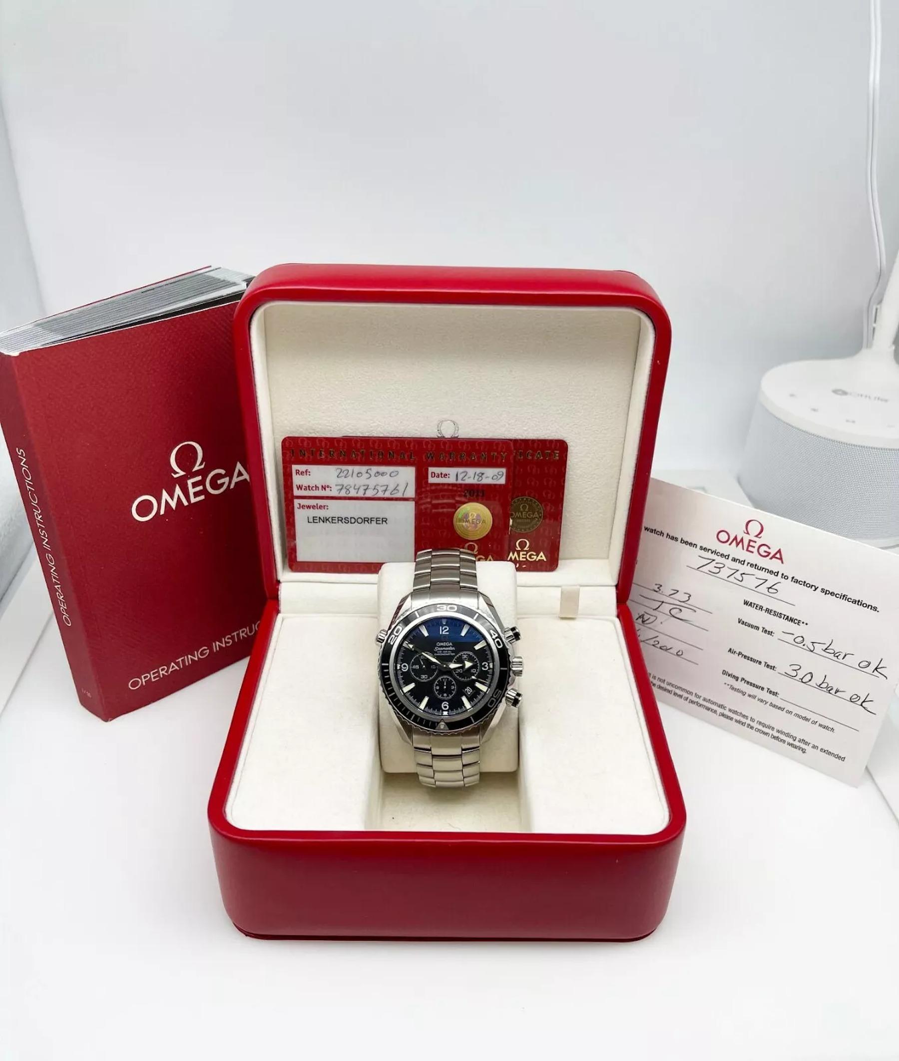 Omega Seamaster Planet Ocean Chronograph 2210.50.00 Black Dial Steel Box Paper In Excellent Condition In San Diego, CA